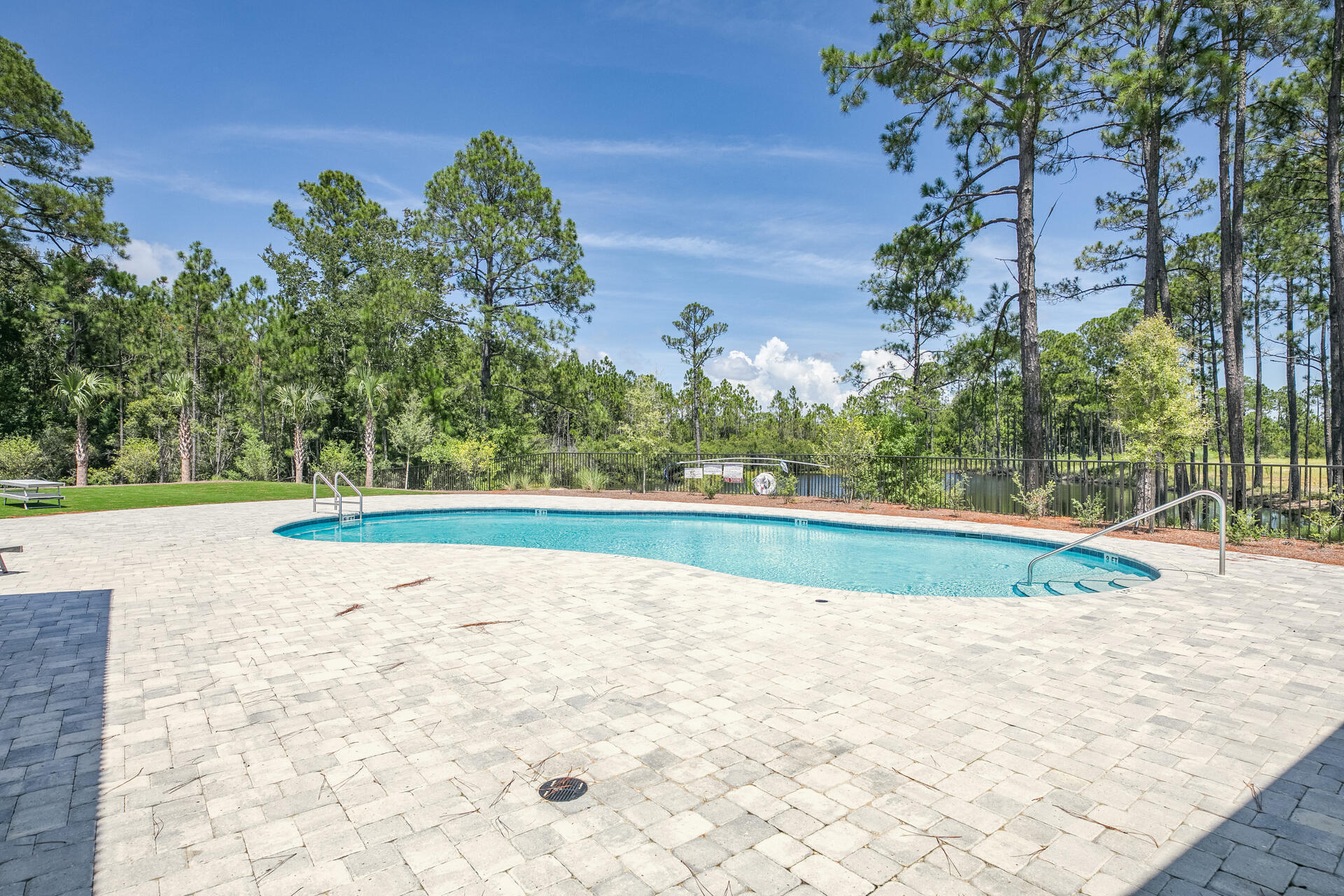 SUGAR SANDS ESTATES - Residential Lease