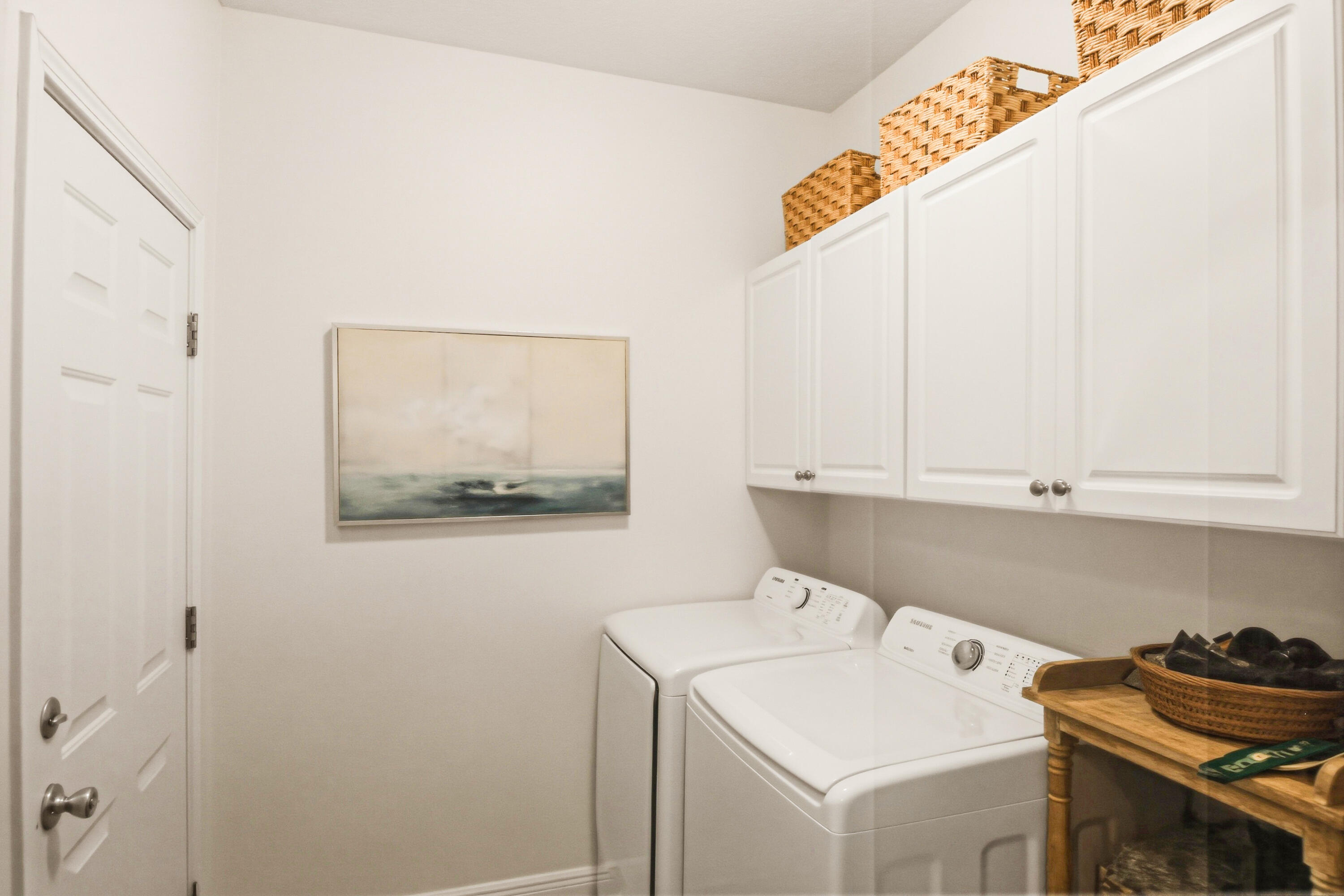 LAGRANGE LANDING - Residential