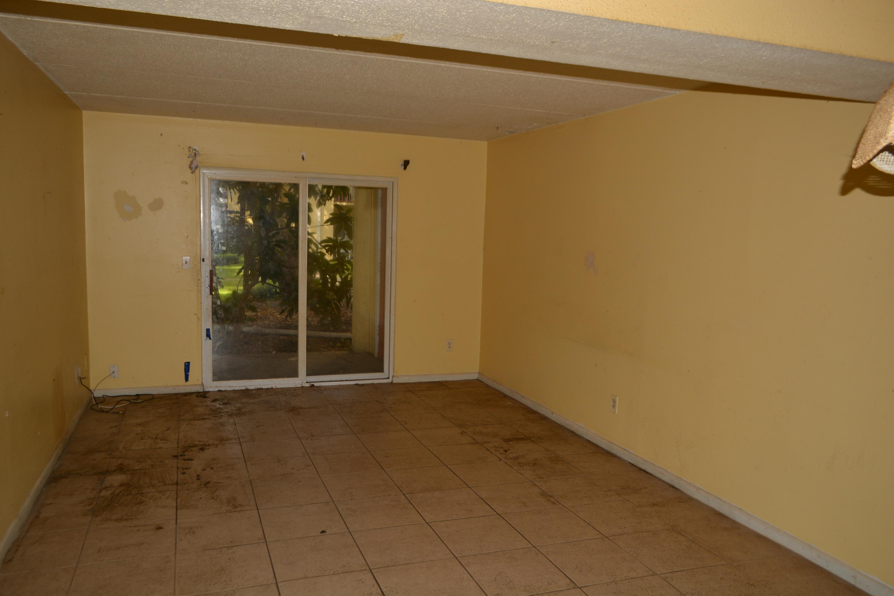 CEDARS CONDO - Residential