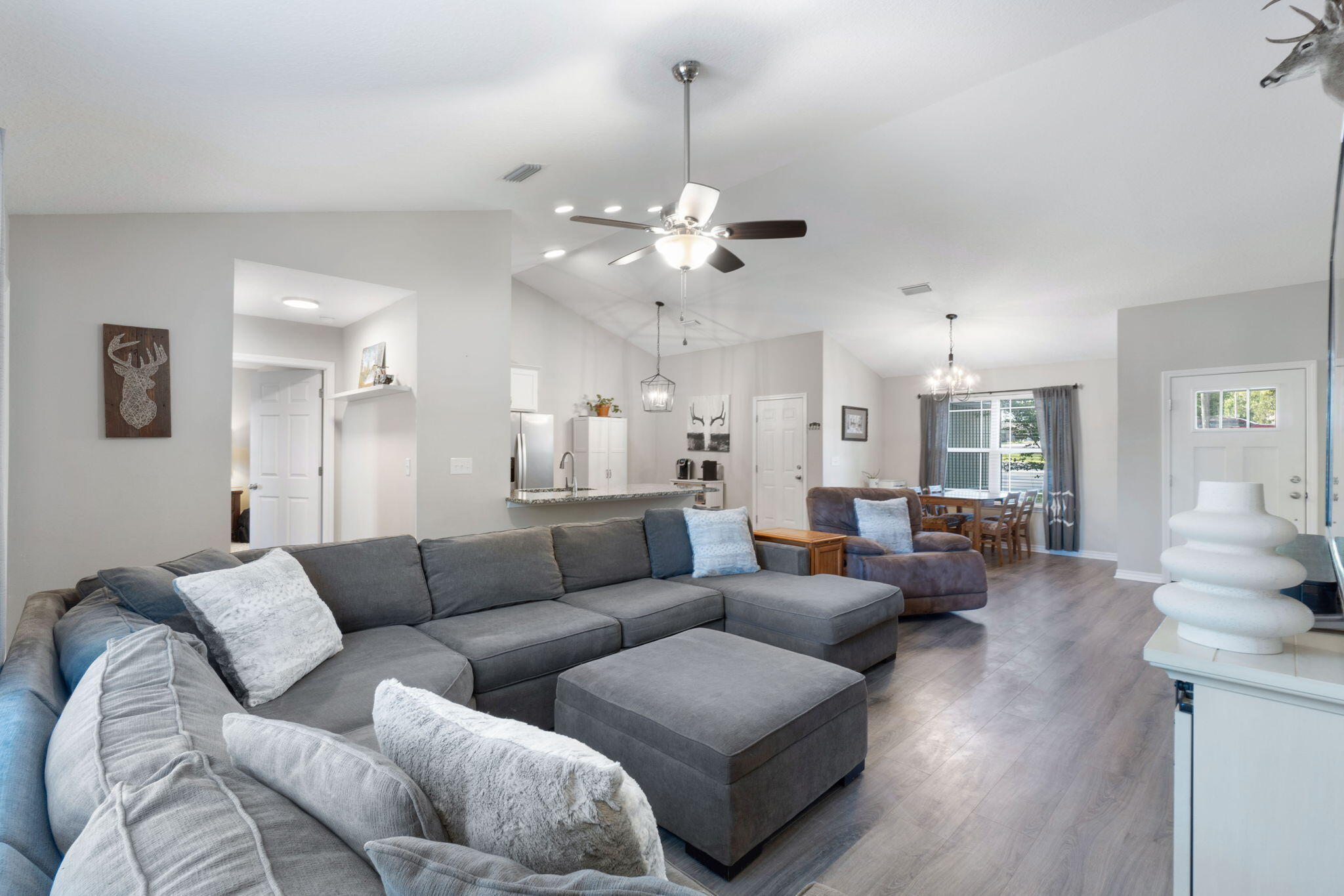 GARDEN CITY - Residential