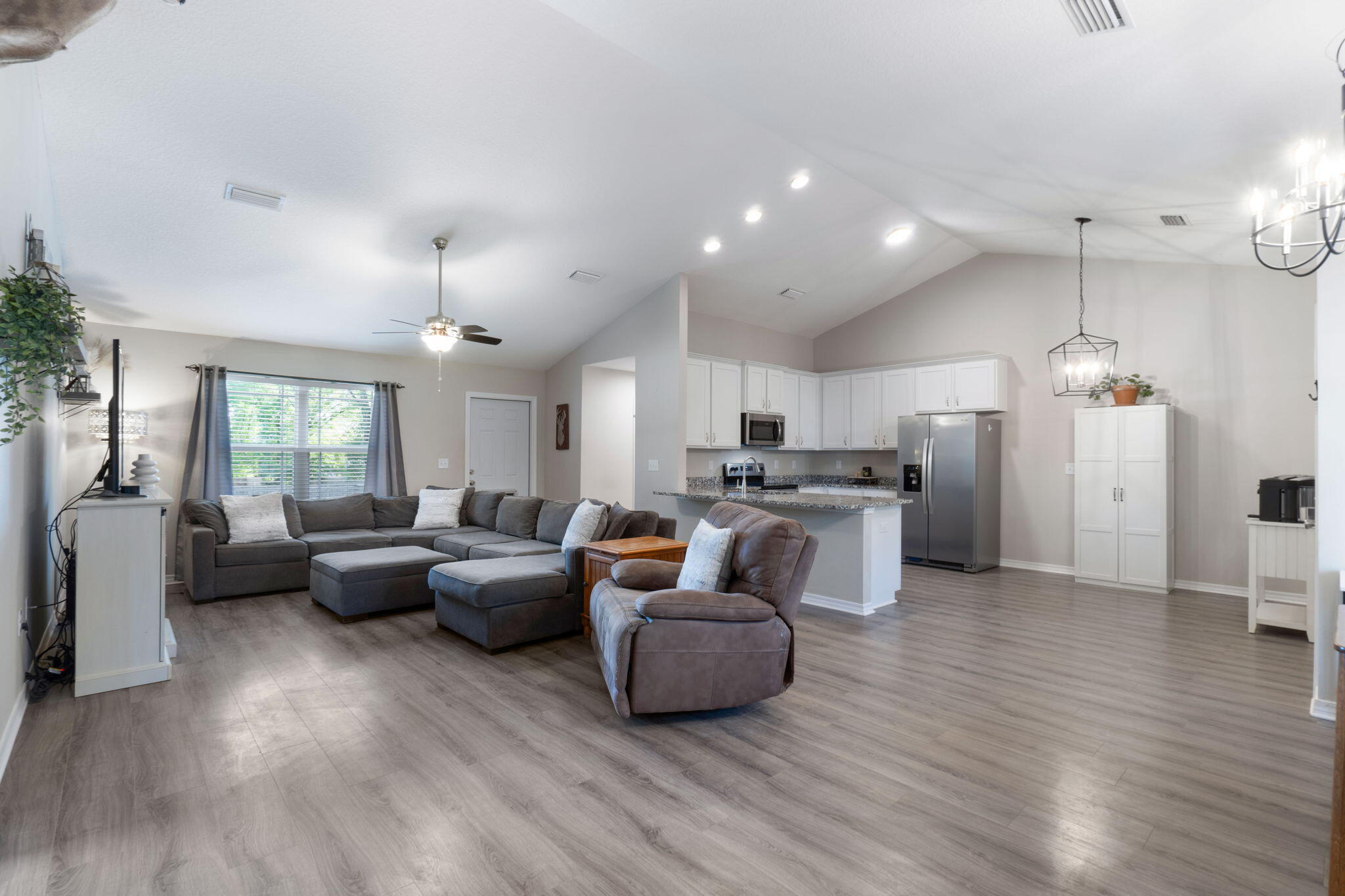 GARDEN CITY - Residential