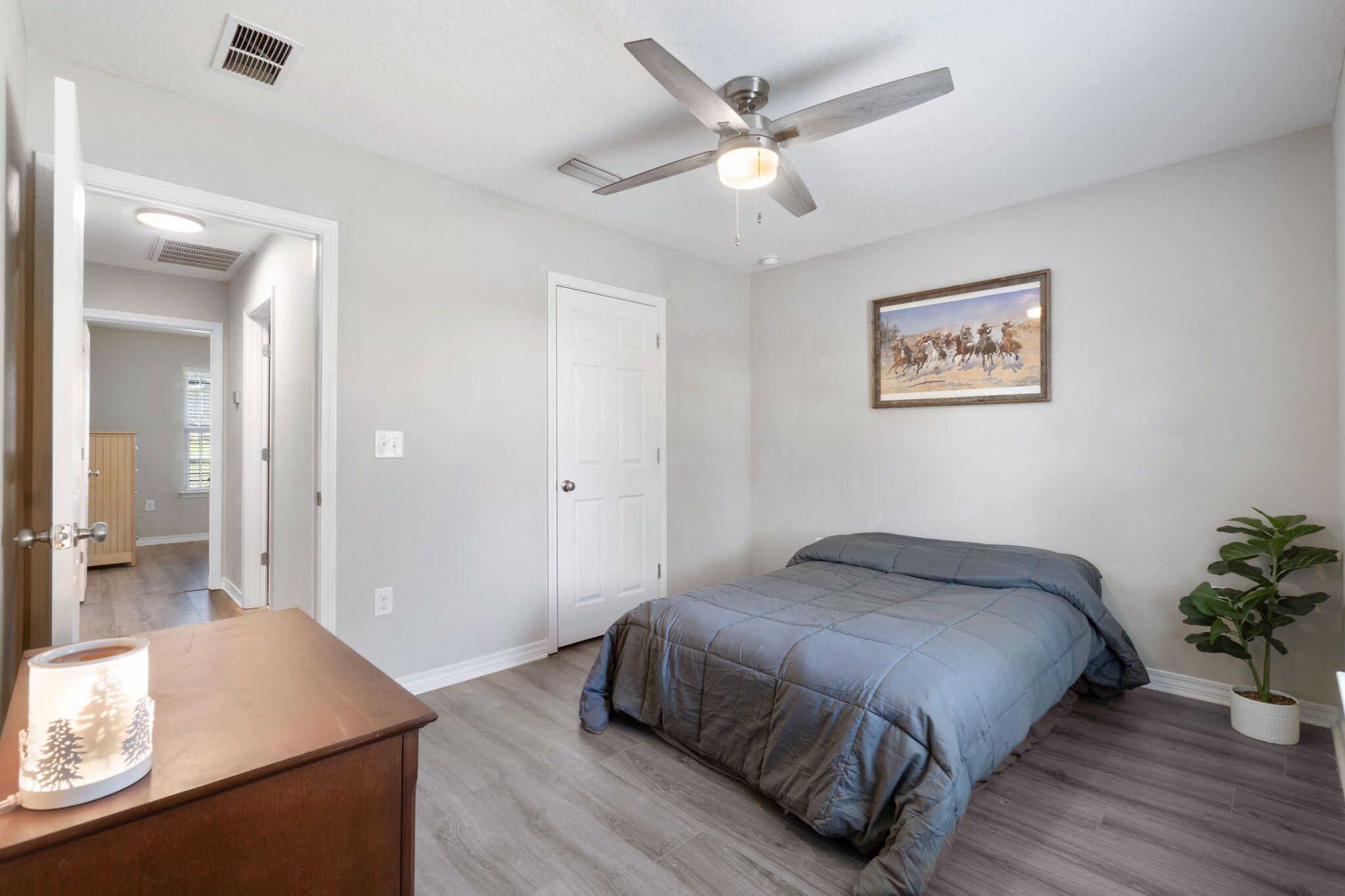 GARDEN CITY - Residential