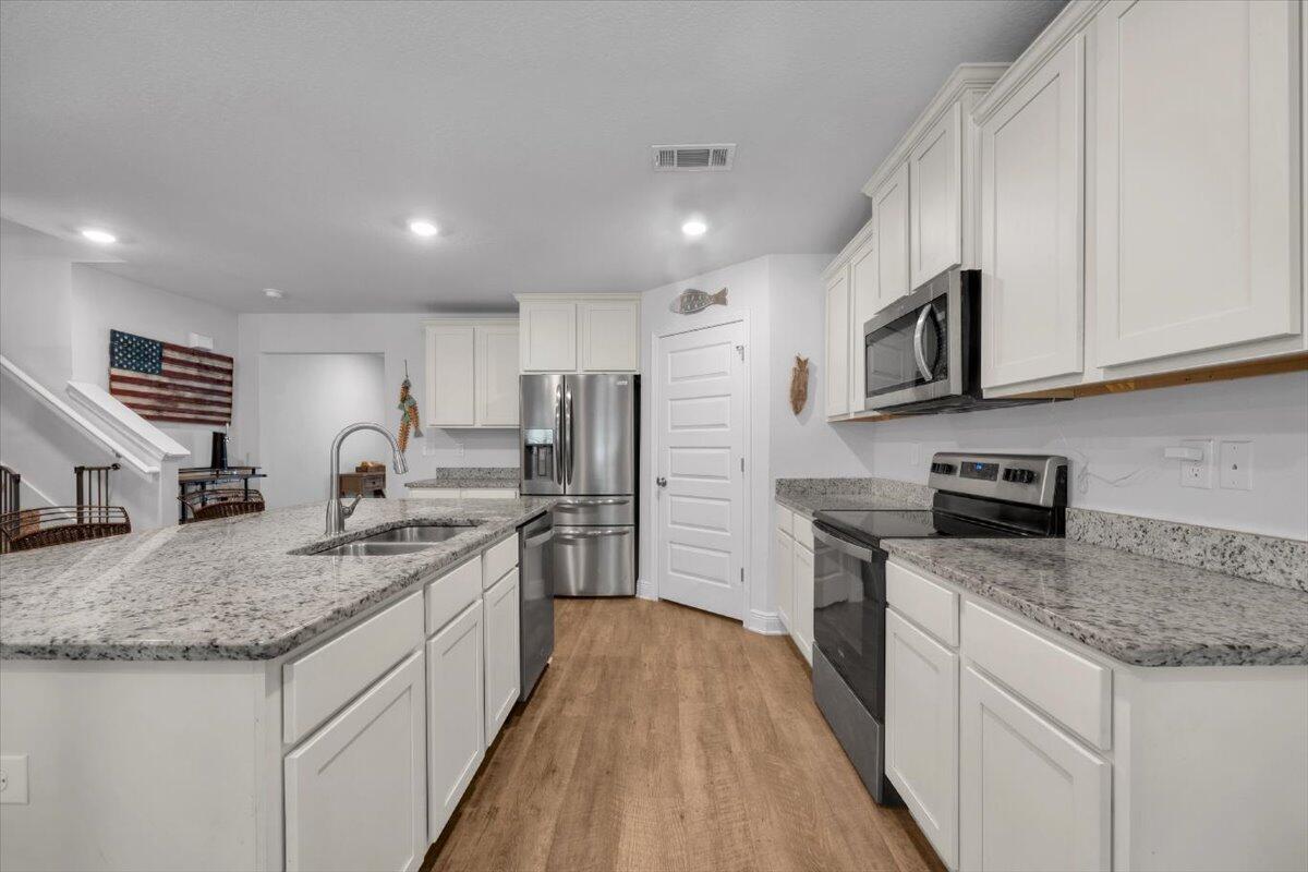Heritage Oaks Circle - Residential