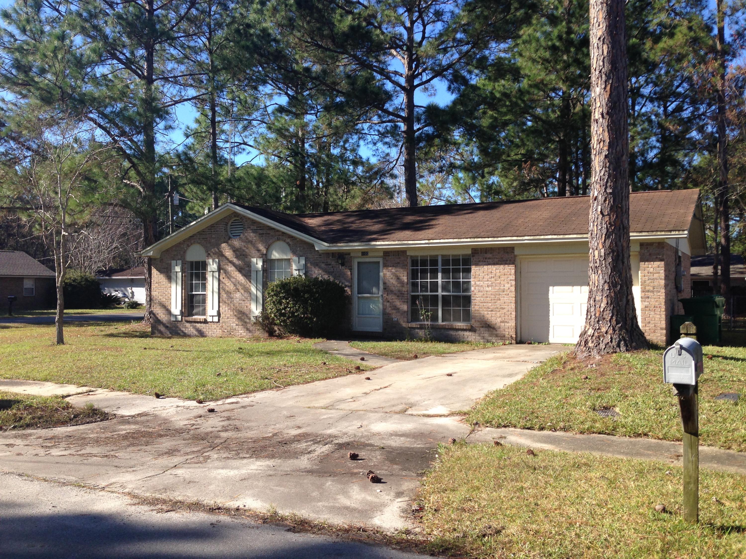 PINE MEADOWS - Residential Lease