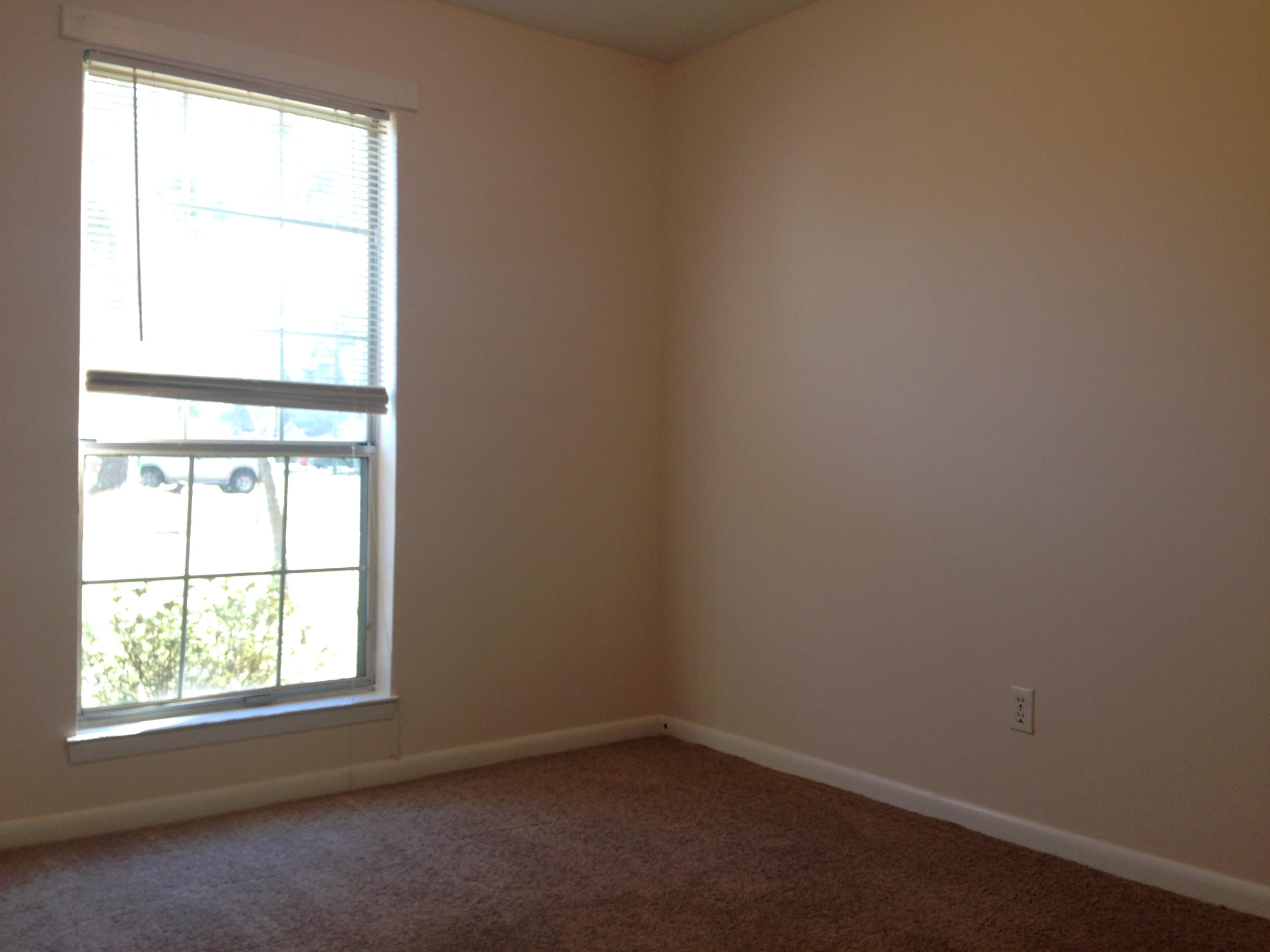PINE MEADOWS - Residential Lease