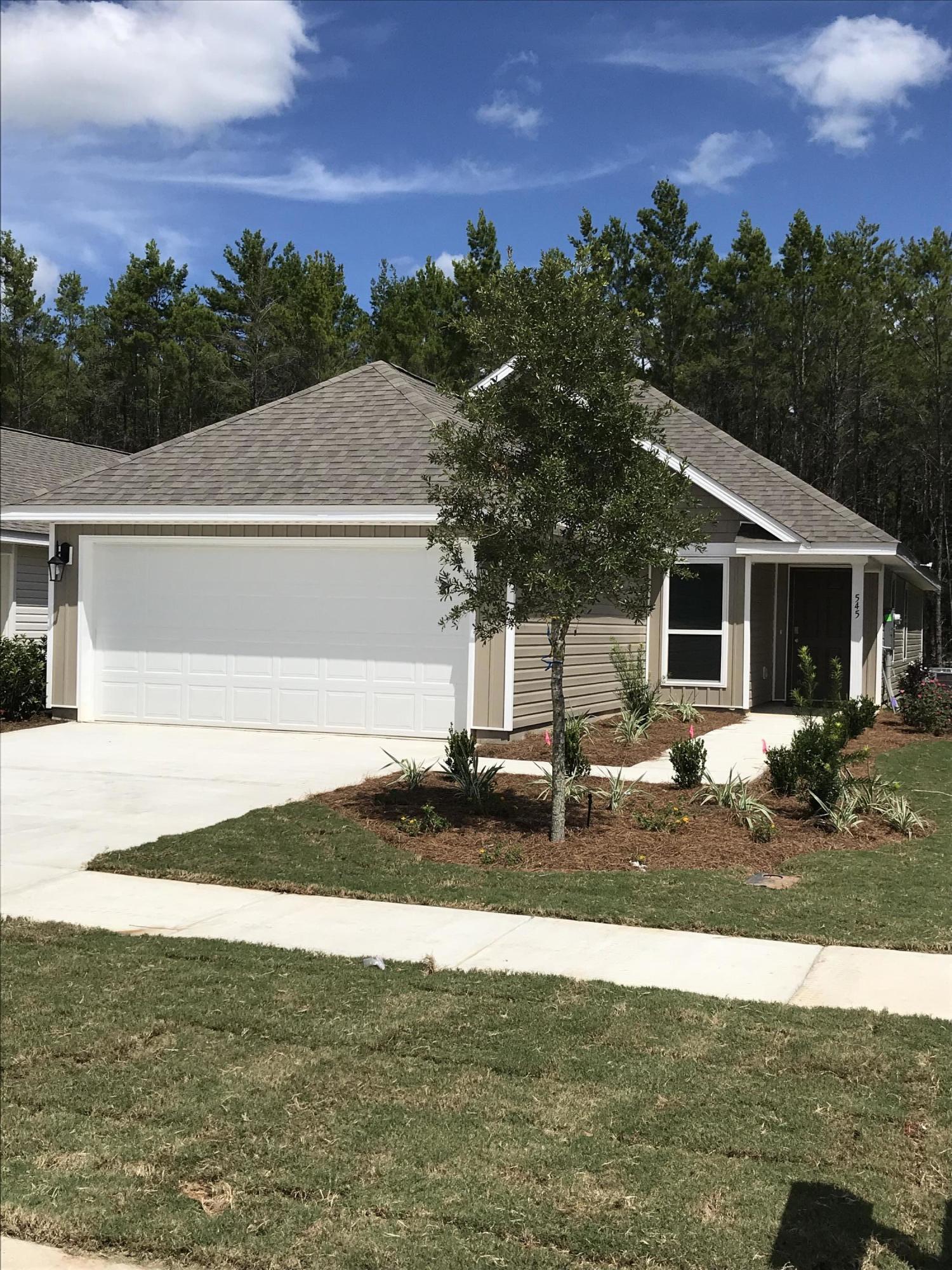 HAMMOCK BAY - Residential Lease
