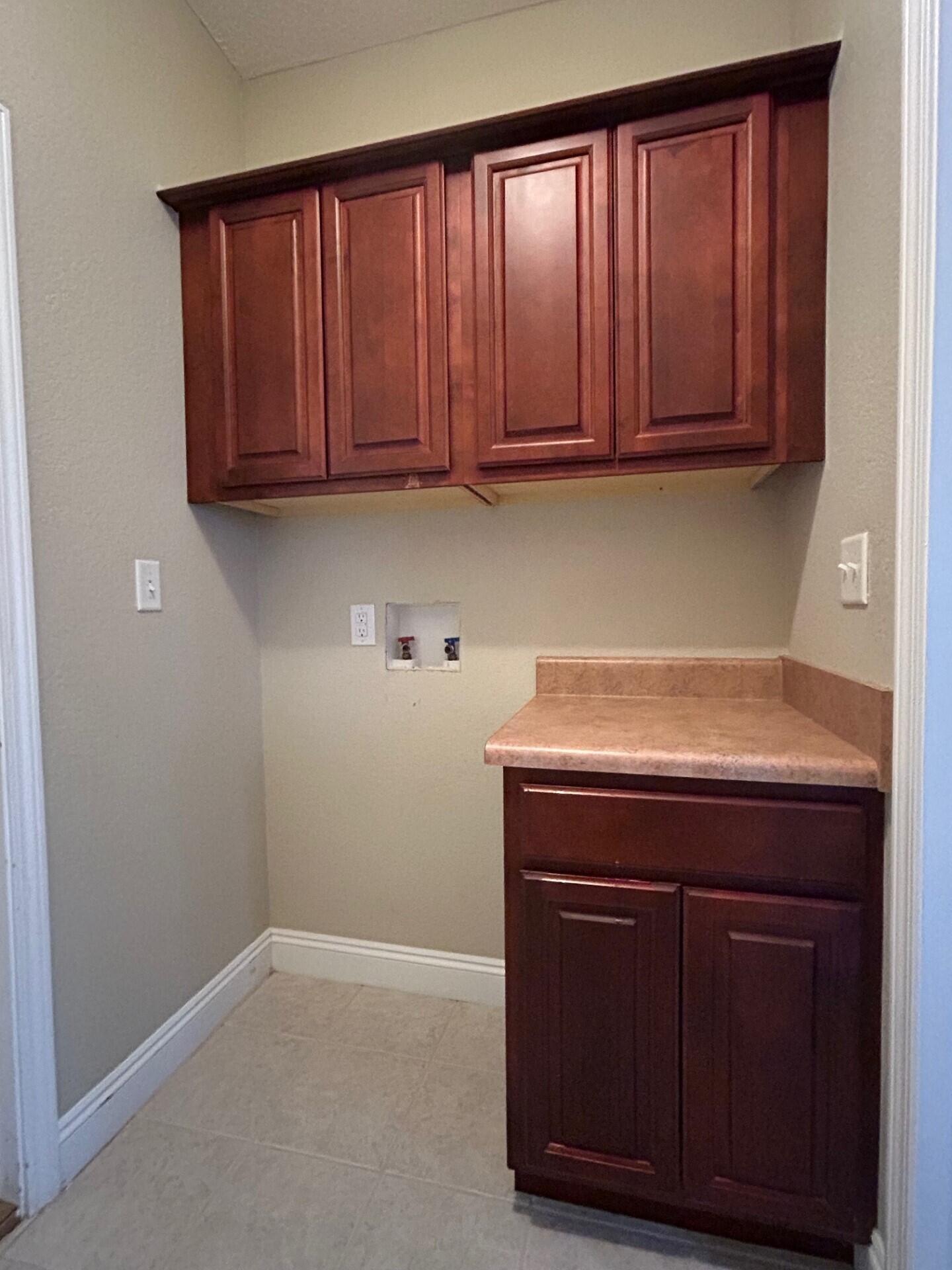 CRESCENT HEIGHTS - Residential Lease