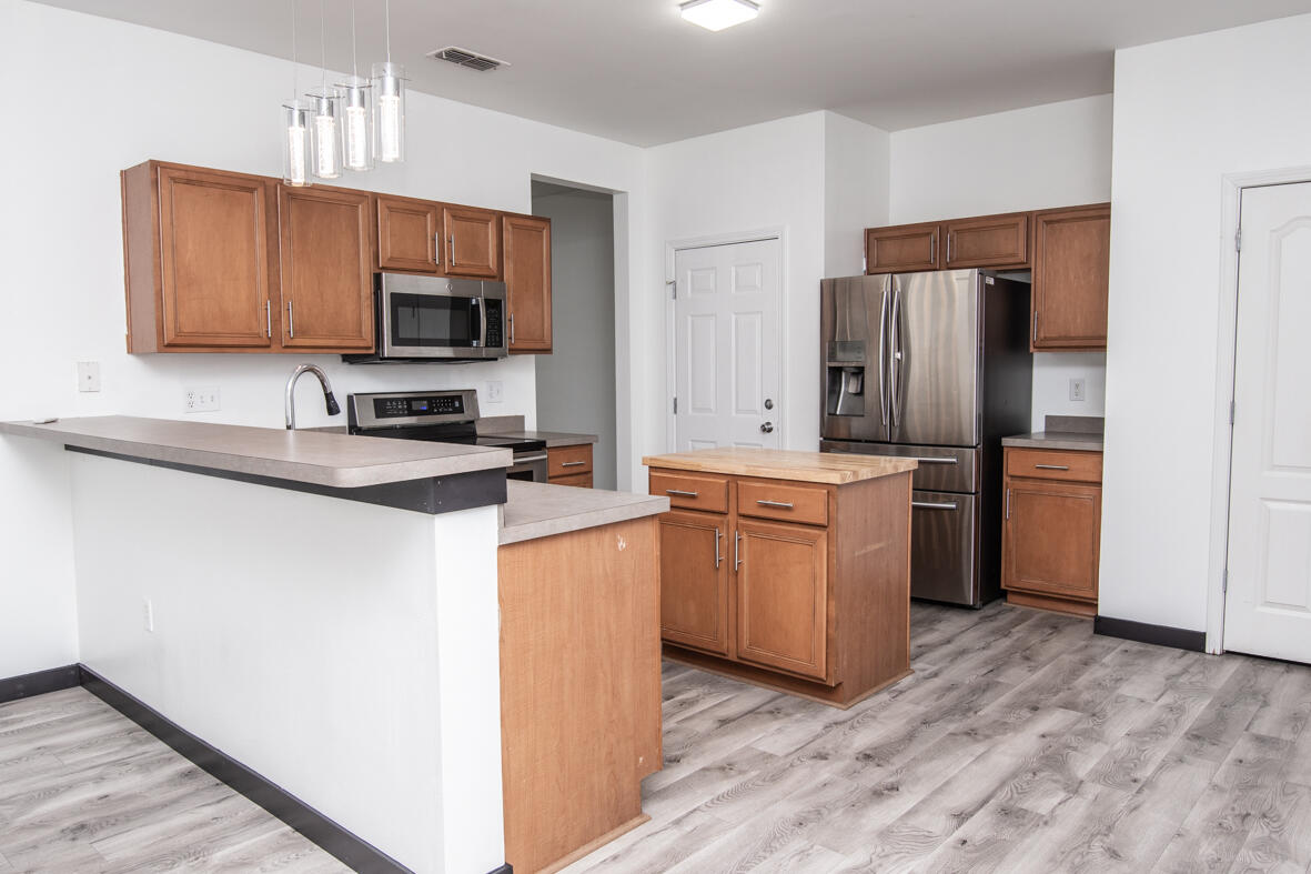 SANDY RIDGE ESTATES - Residential Lease