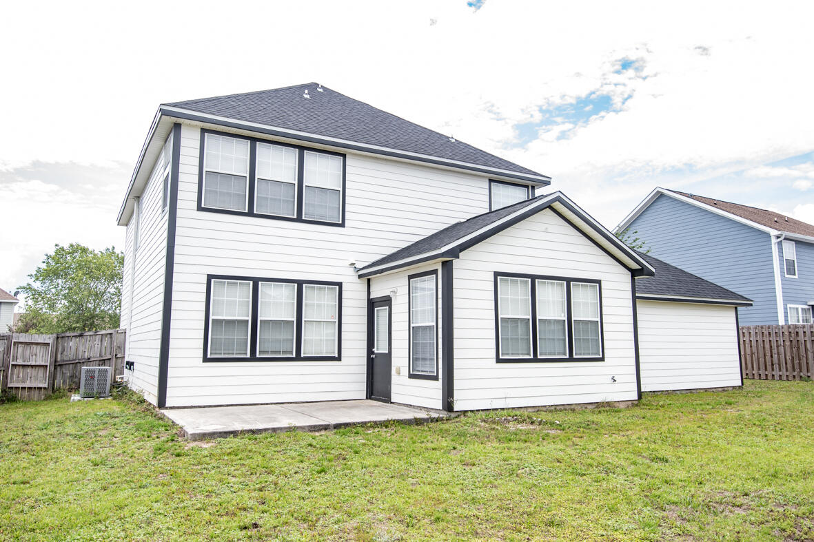 SANDY RIDGE ESTATES - Residential Lease