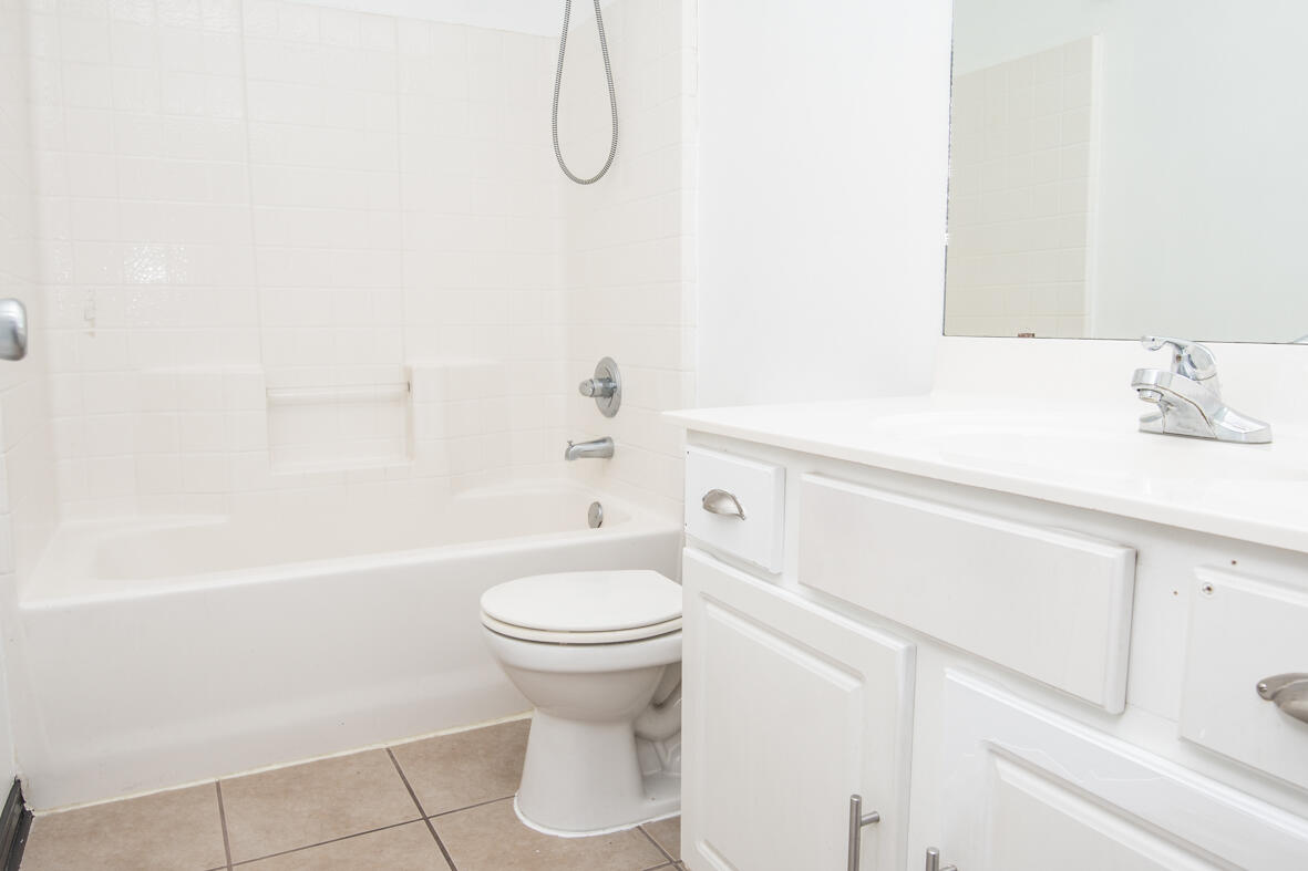 SANDY RIDGE ESTATES - Residential Lease