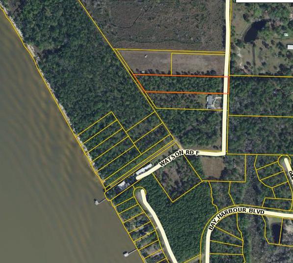 Vacant lot with Deeded Access to Choctawhatchee Bay. Buyers are responsible for verifying all the details and dimensions concerning this property.