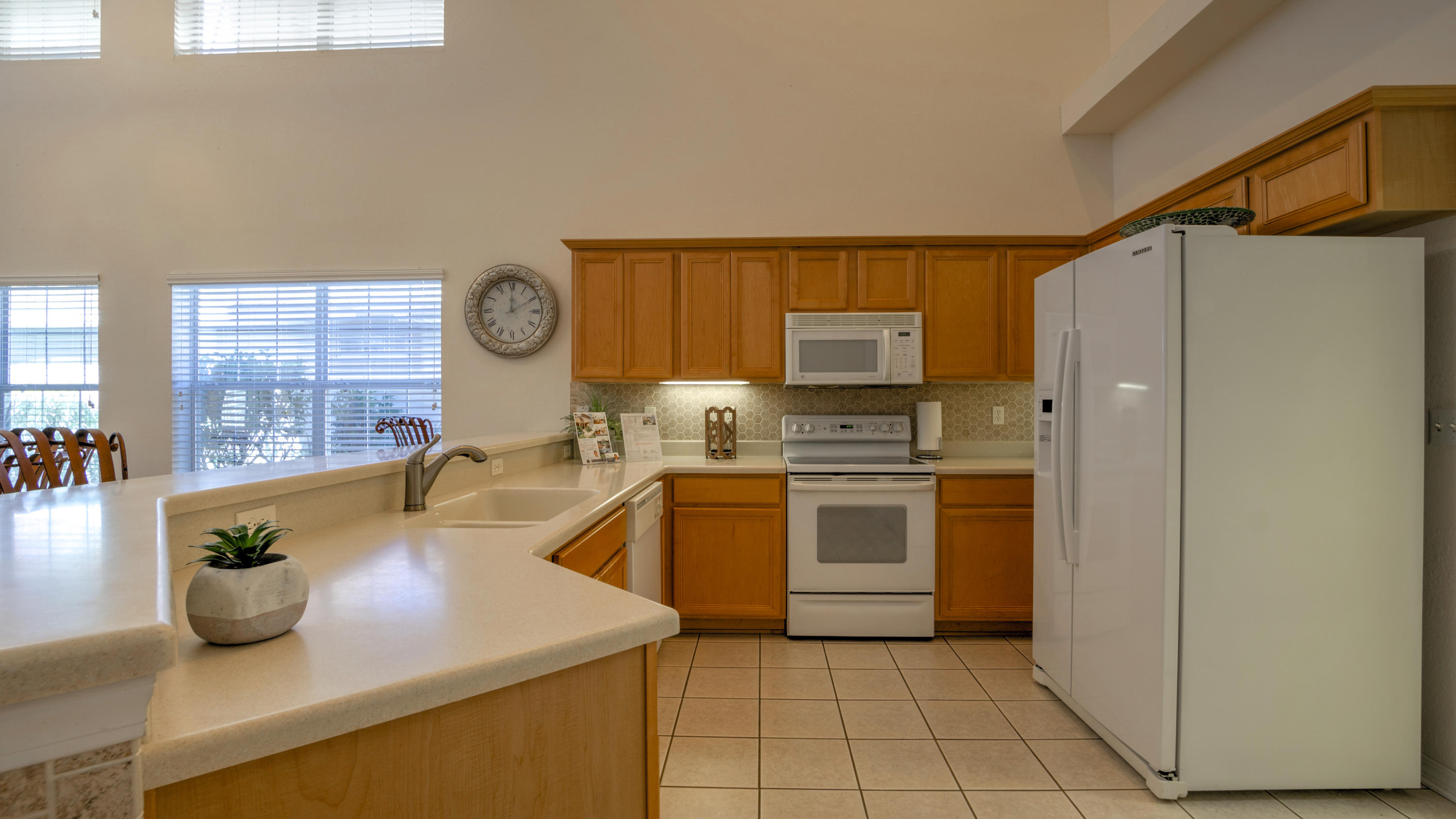 EMERALD LAKES PH 1 - Residential