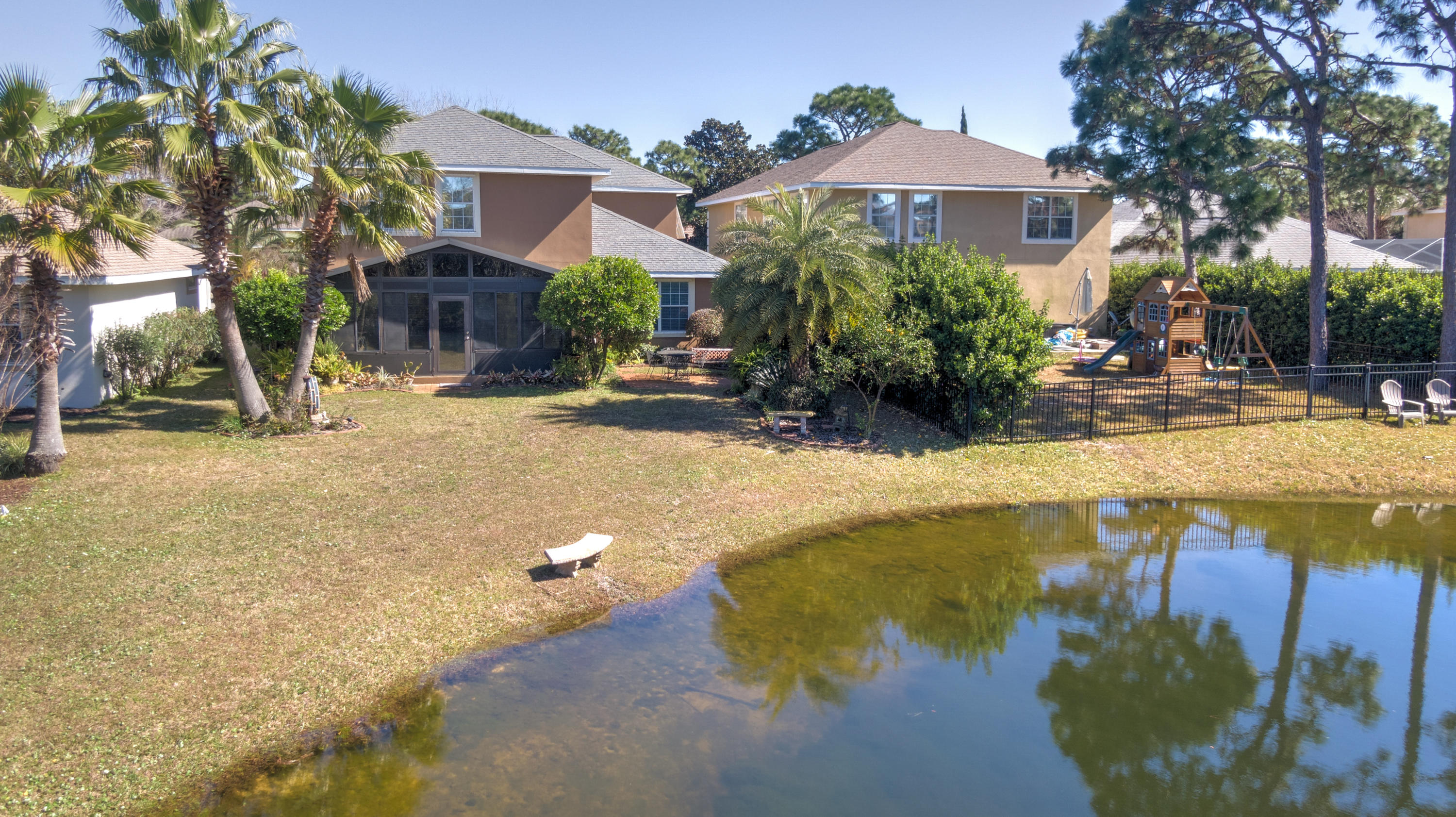 EMERALD LAKES PH 1 - Residential