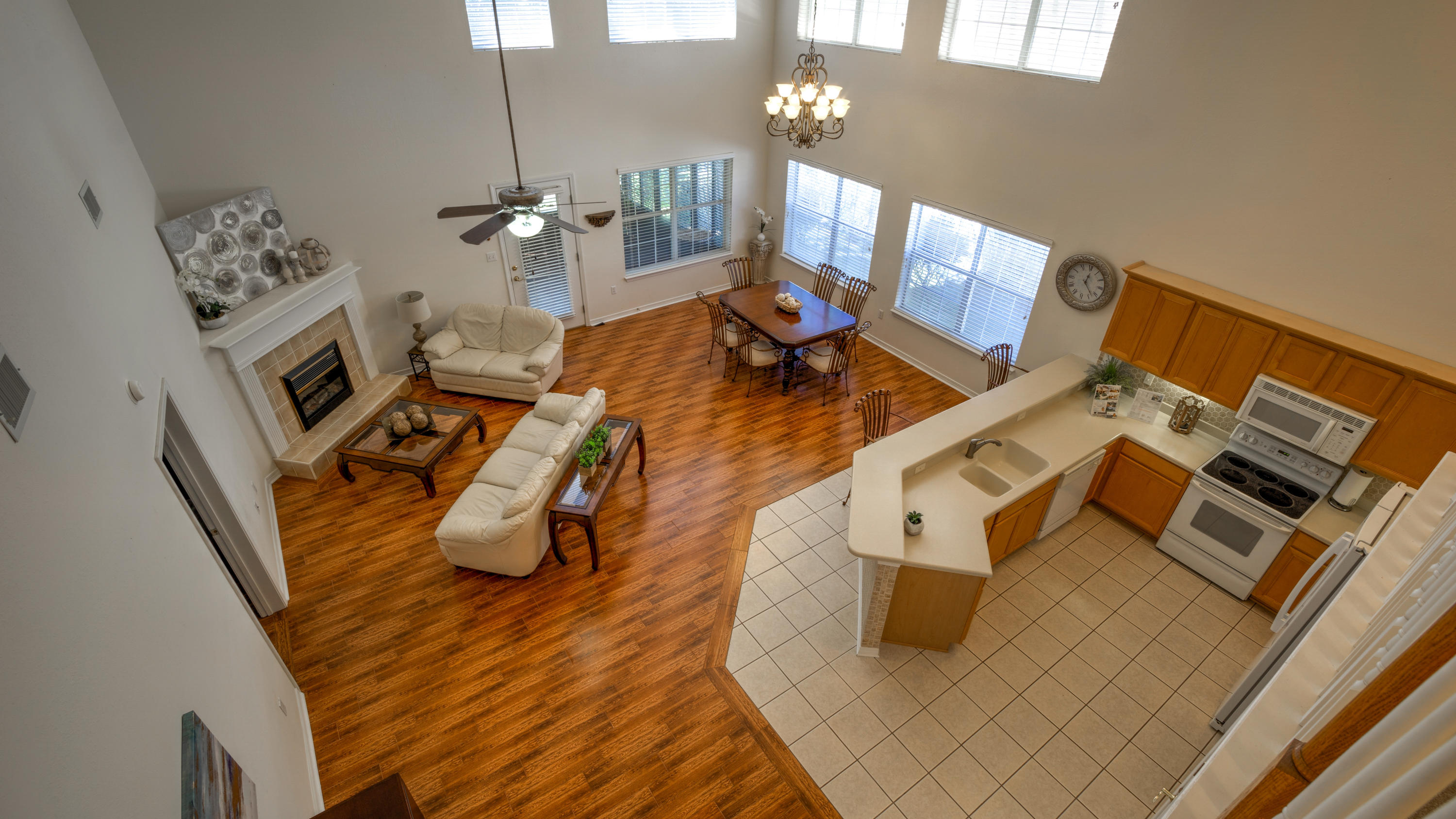 EMERALD LAKES PH 1 - Residential
