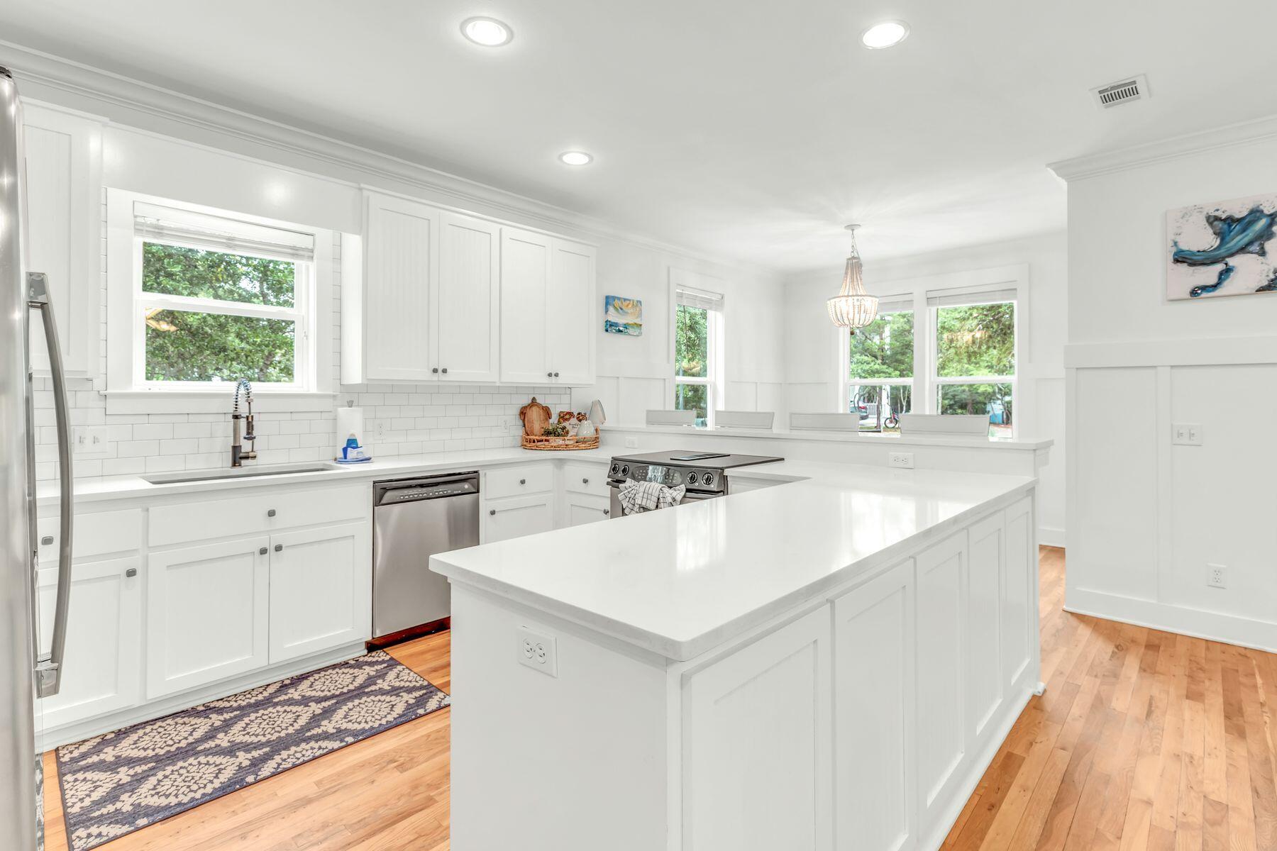 WHITES GULFVIEW ESTATES - Residential