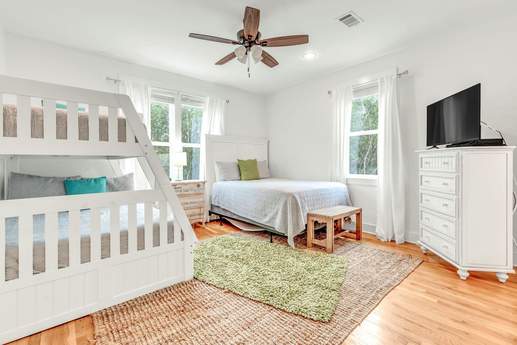WHITES GULFVIEW ESTATES - Residential