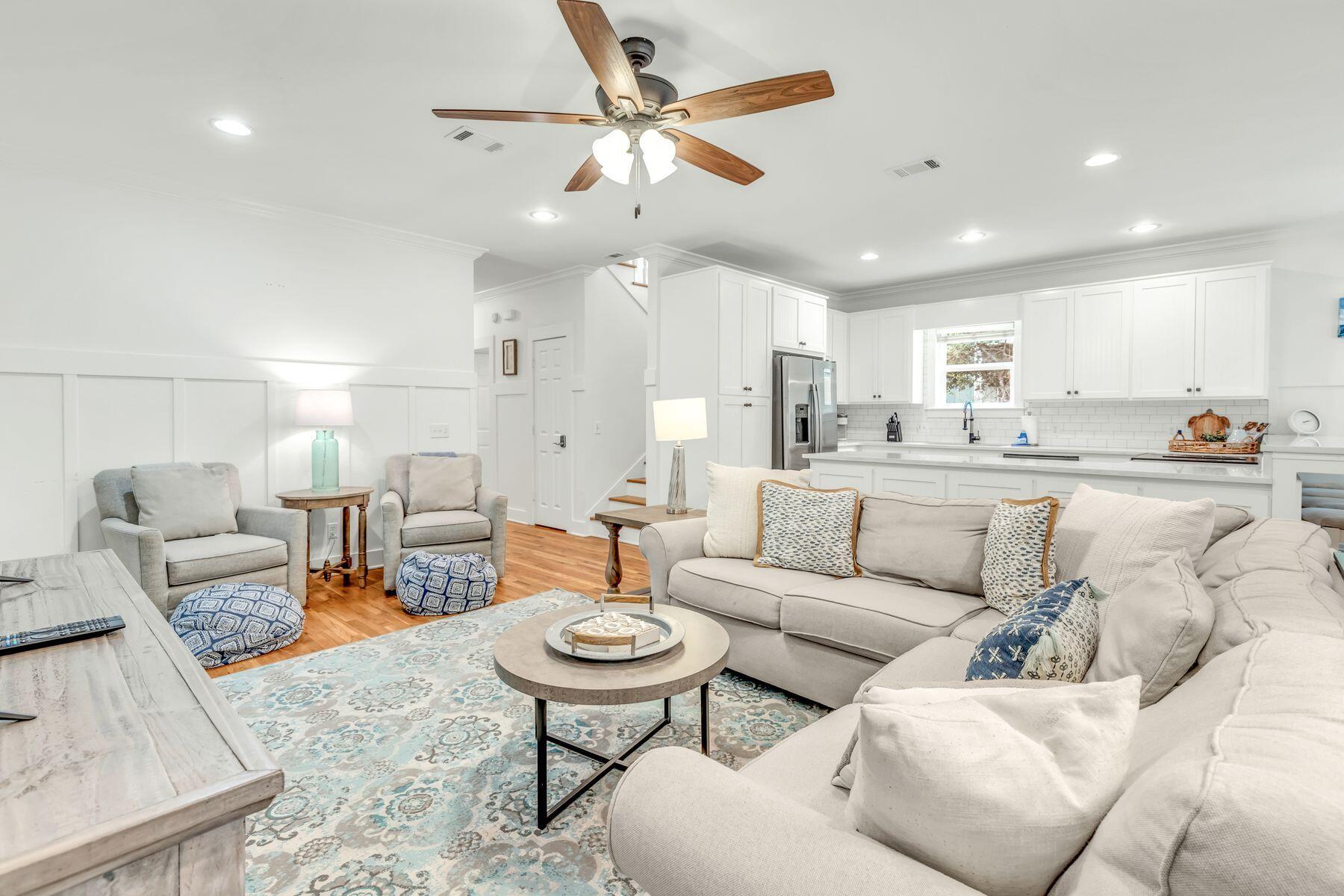WHITES GULFVIEW ESTATES - Residential