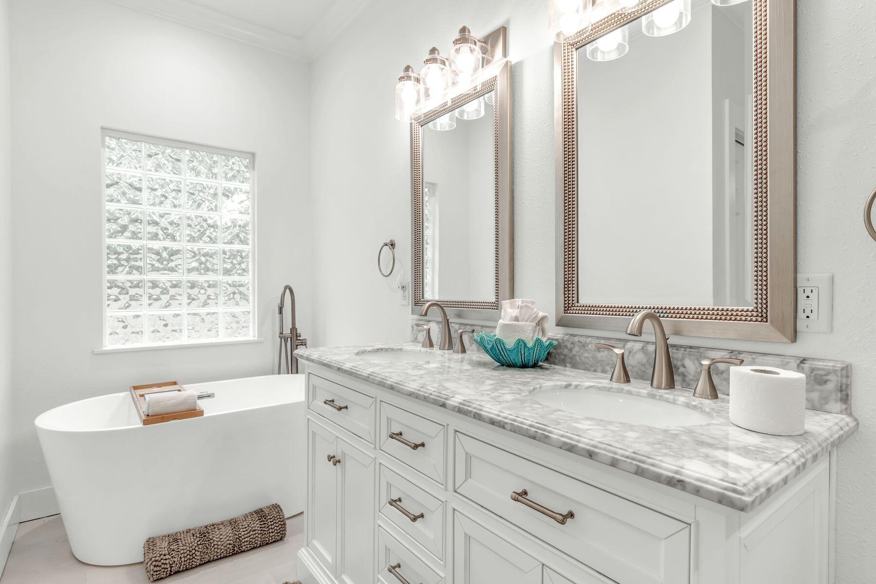 WHITES GULFVIEW ESTATES - Residential