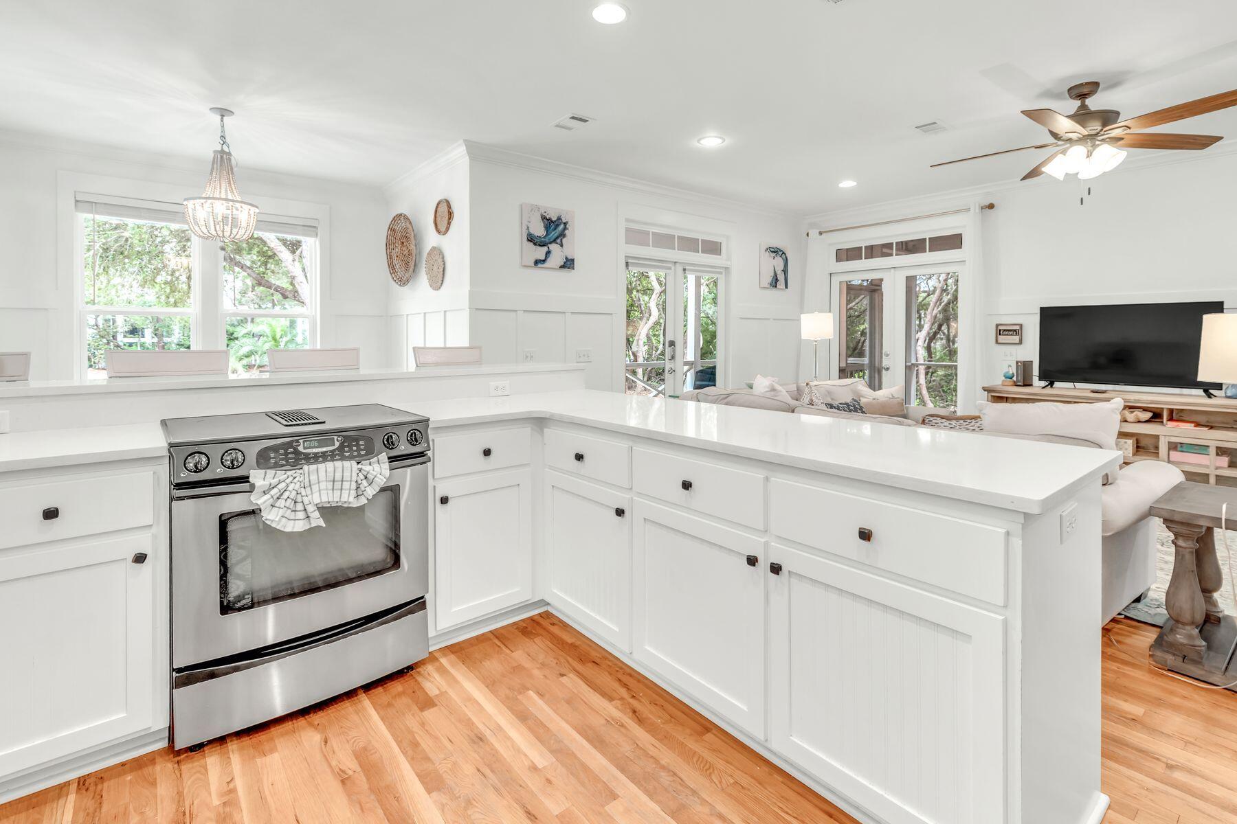 WHITES GULFVIEW ESTATES - Residential