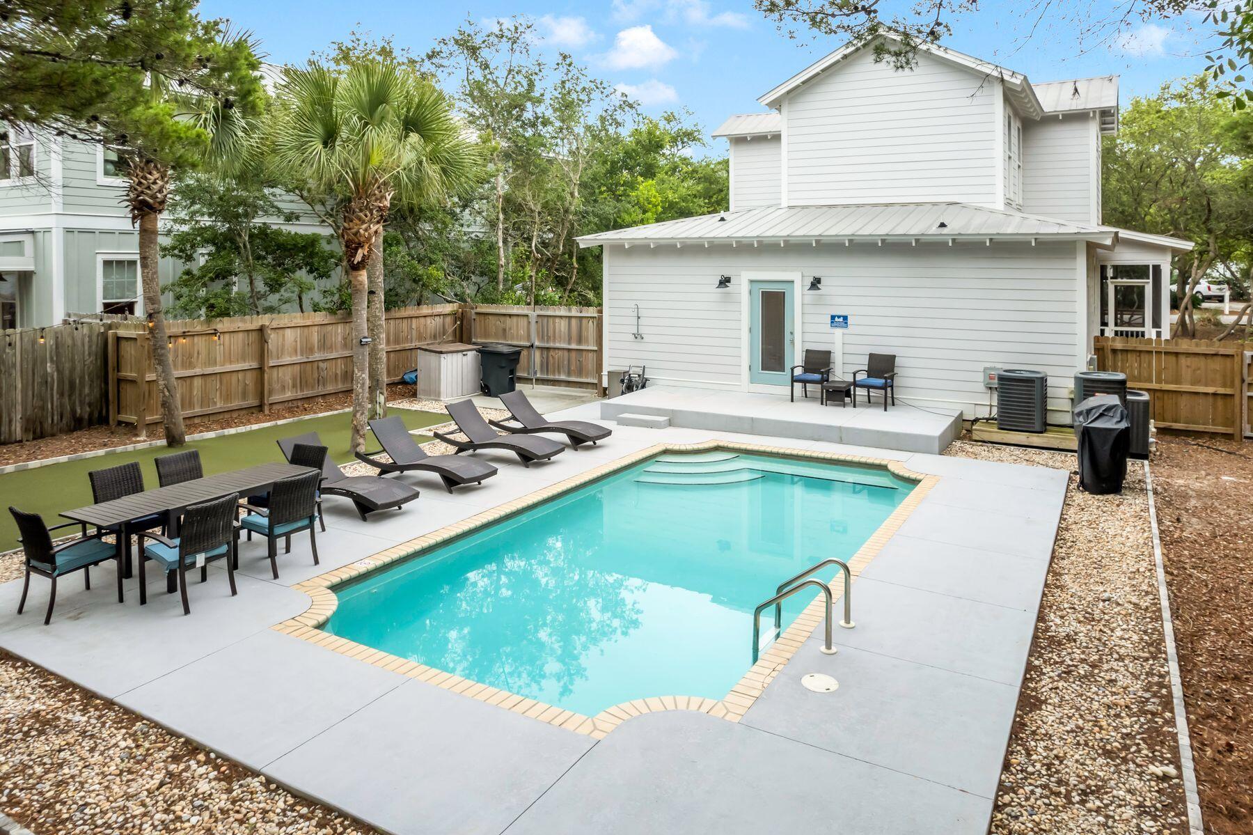 WHITES GULFVIEW ESTATES - Residential