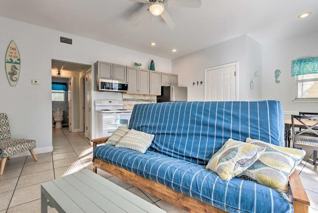 NANTUCKET COTTAGES - Residential