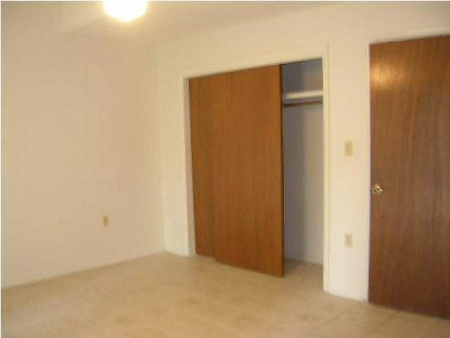 DOWNTOWNER - Residential Lease