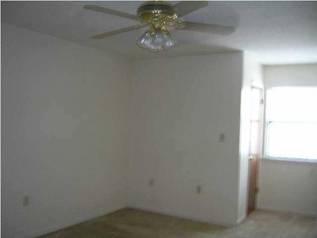 DOWNTOWNER - Residential Lease