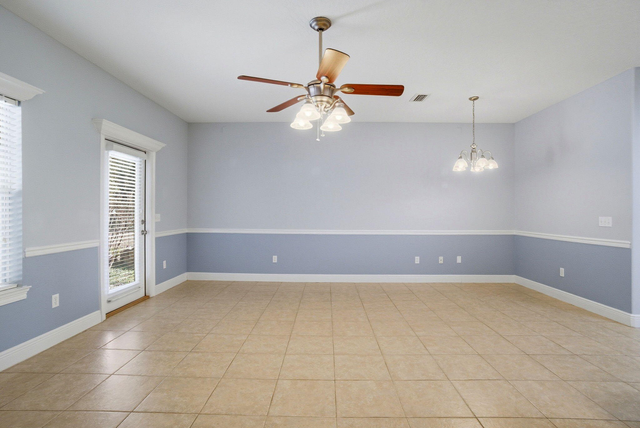 NAVARRE FIRST ADD - Residential