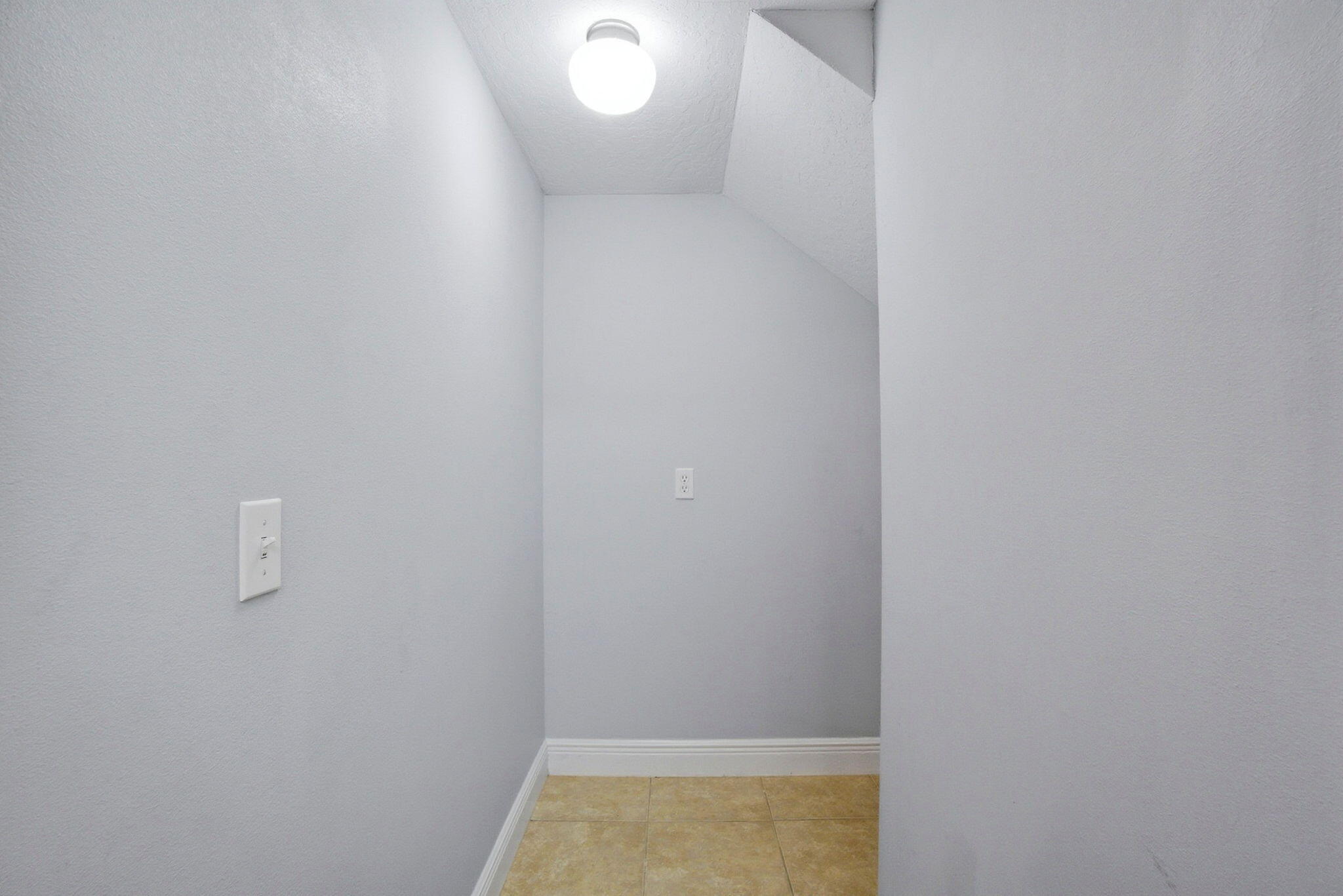 NAVARRE FIRST ADD - Residential