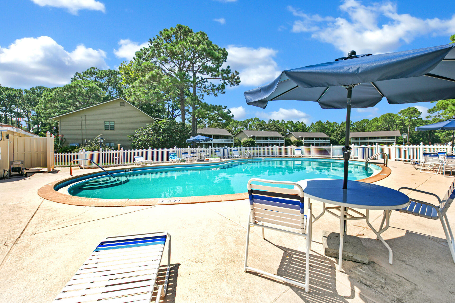 SEASCAPE CONDO GARDEN VILLA - Residential