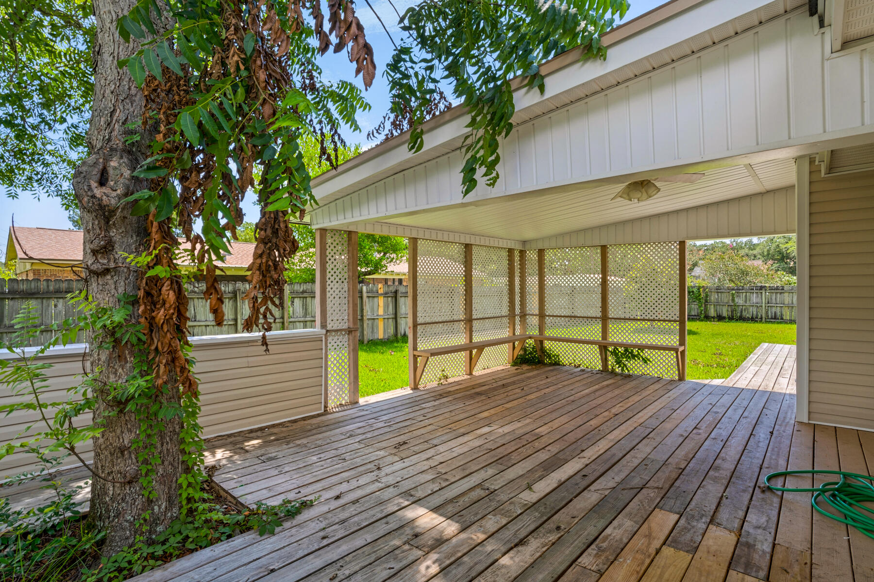 CLOVERDALE S/D 1ST ADDN - Residential Lease