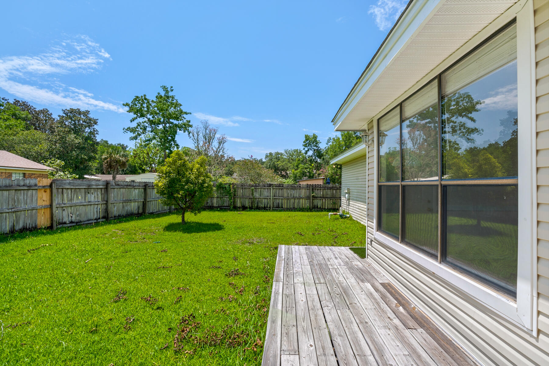 CLOVERDALE S/D 1ST ADDN - Residential Lease