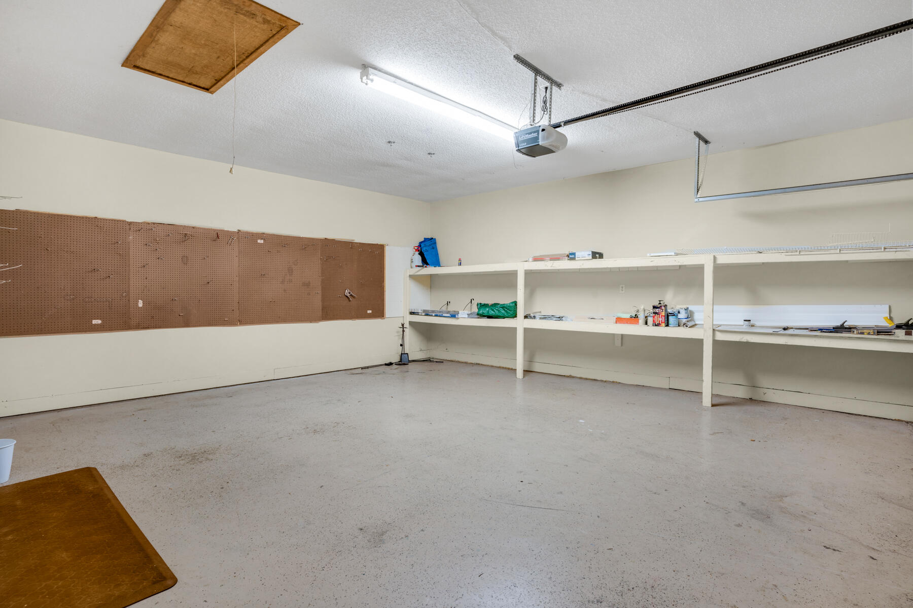 CLOVERDALE S/D 1ST ADDN - Residential Lease