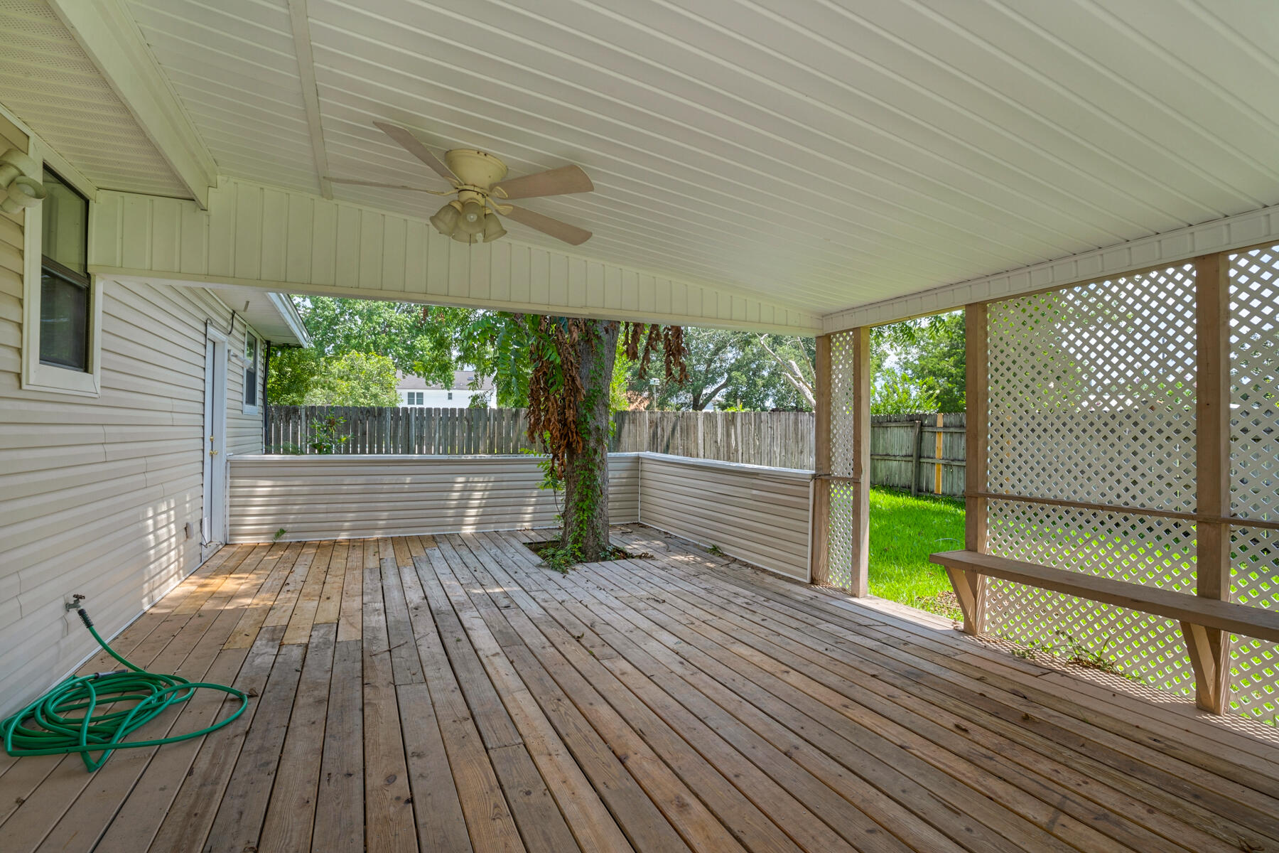 CLOVERDALE S/D 1ST ADDN - Residential Lease