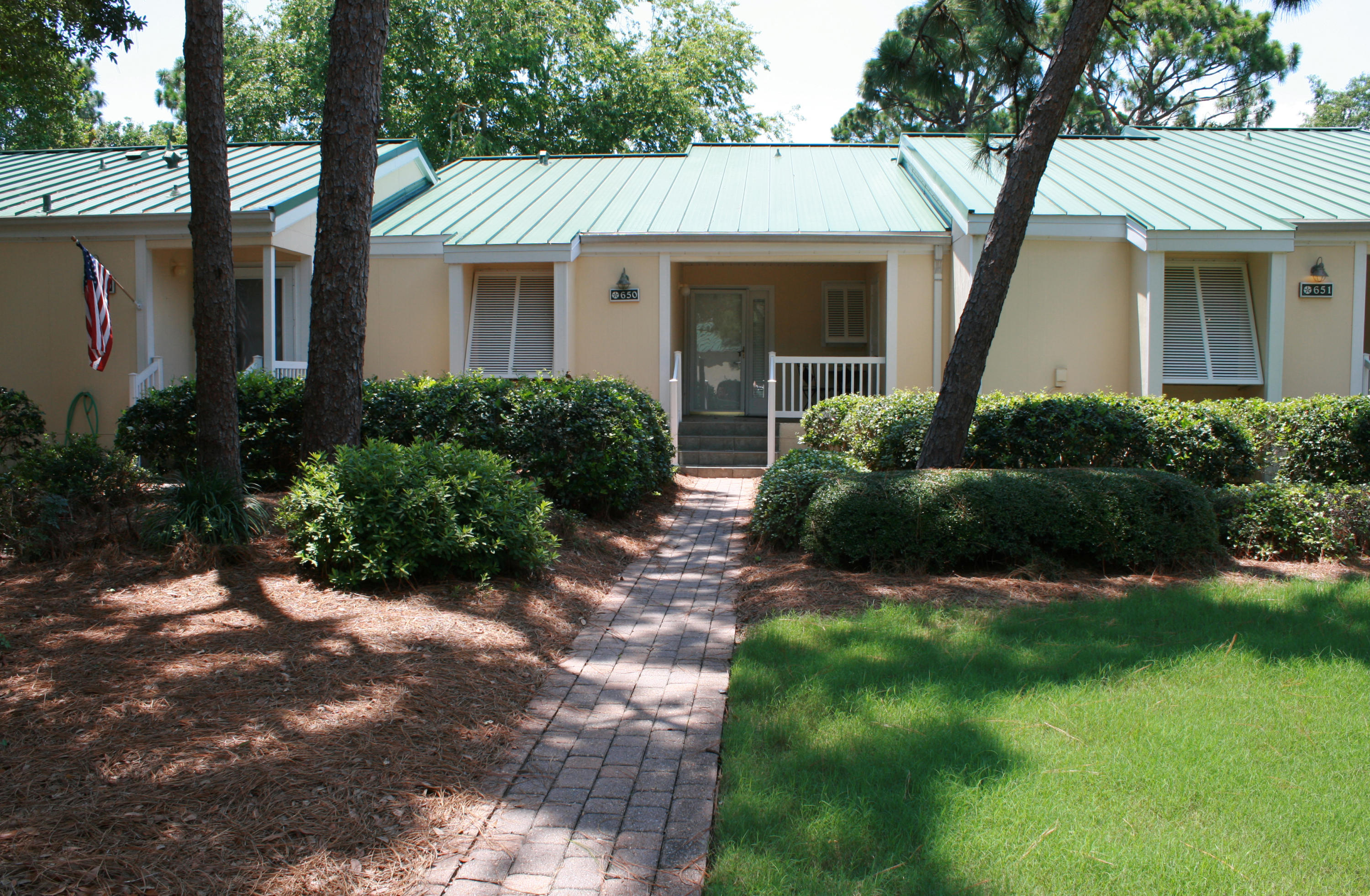 BAYOU VILLAGE CONDO PH 2 - Residential