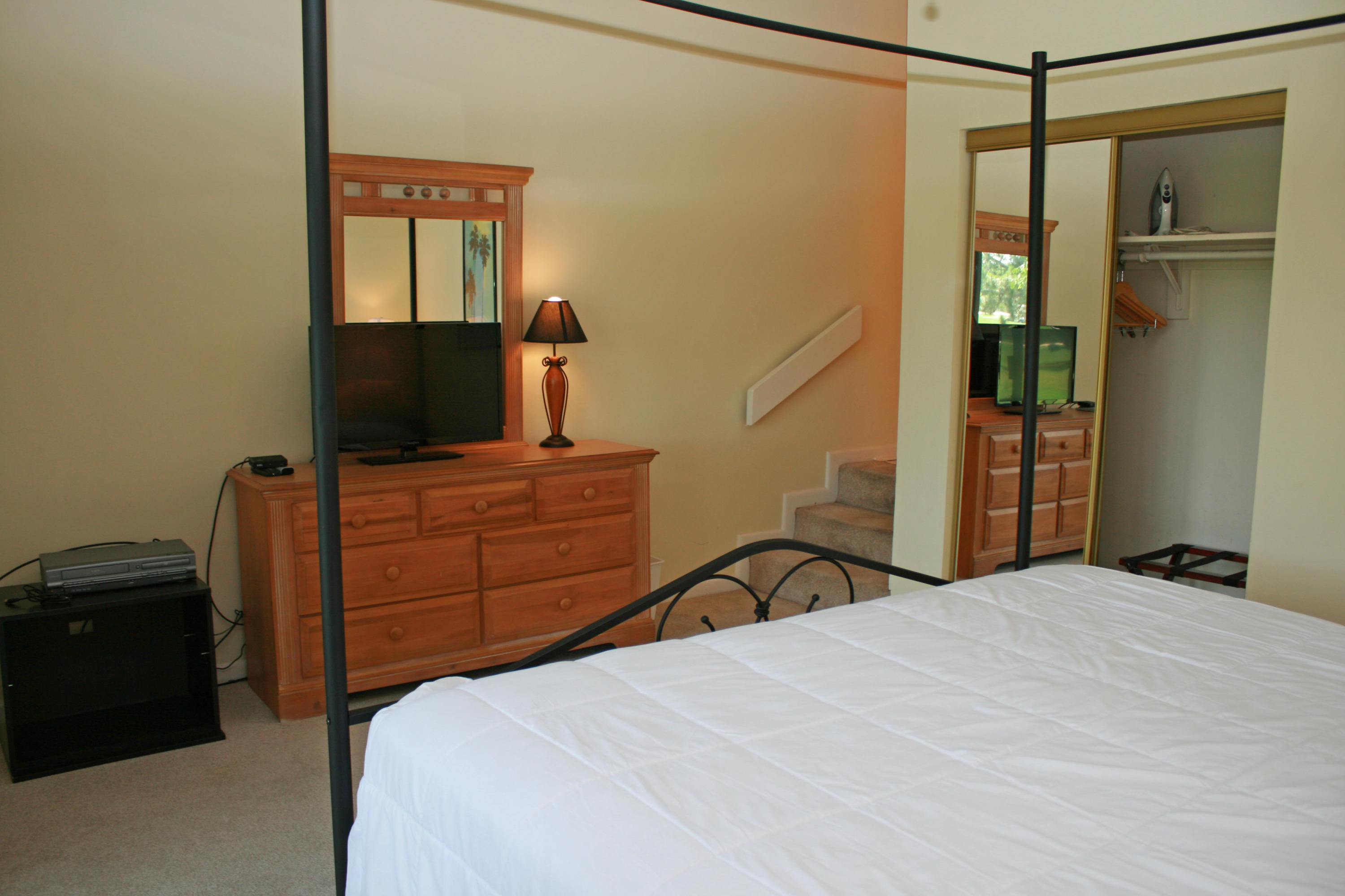 BAYOU VILLAGE CONDO PH 2 - Residential