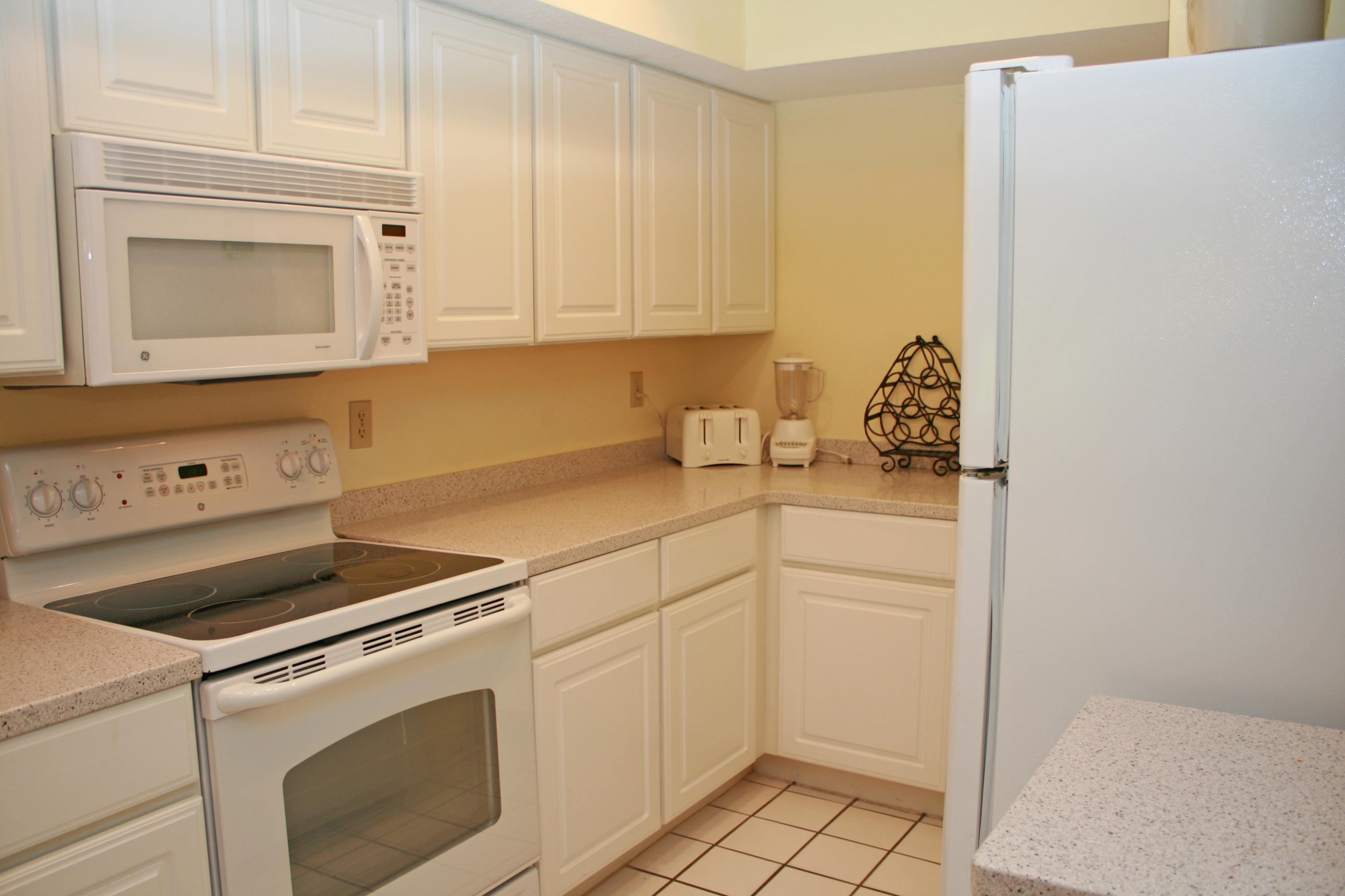 BAYOU VILLAGE CONDO PH 2 - Residential
