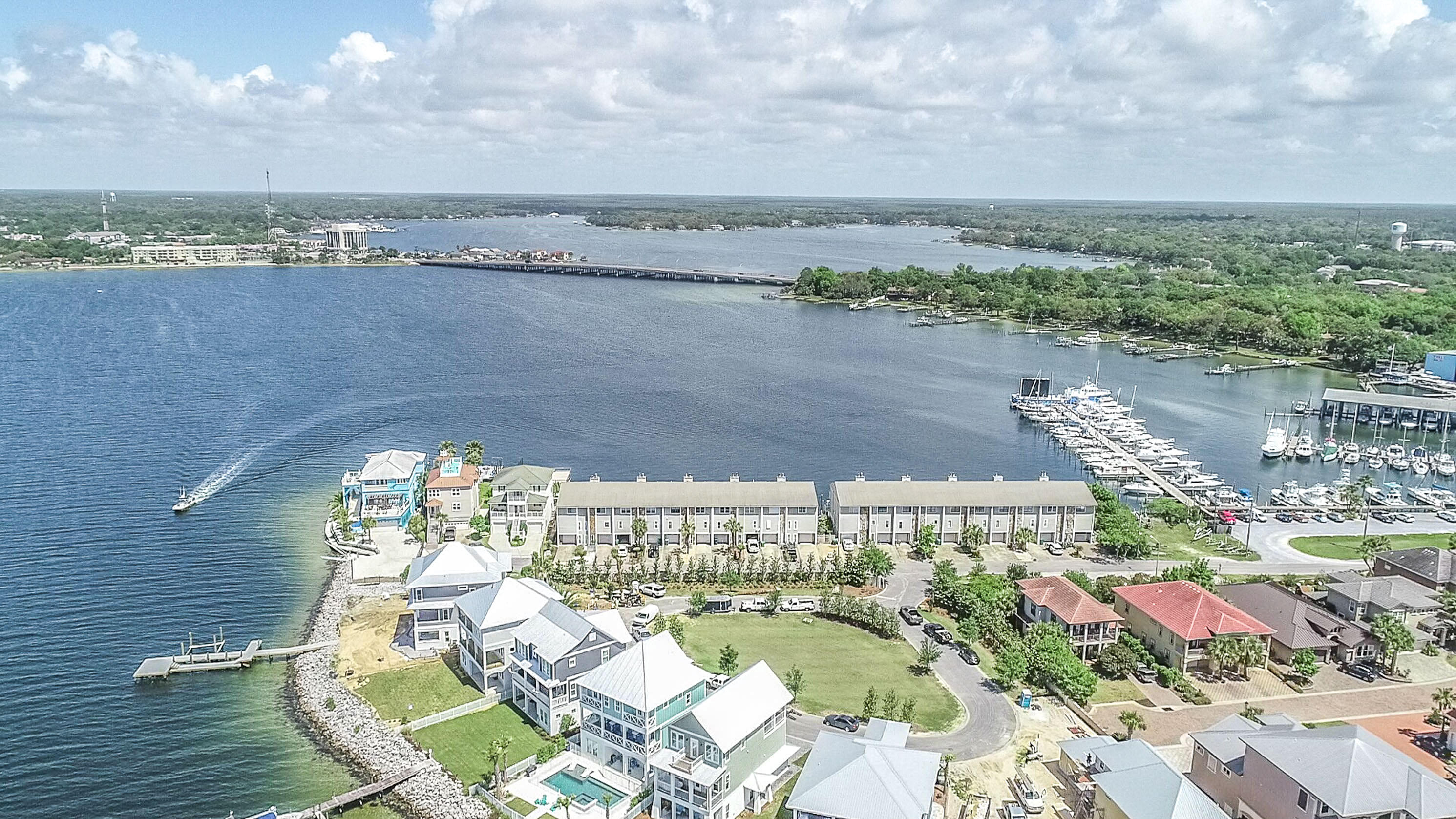 Snug Harbor Town Homes - Residential Lease