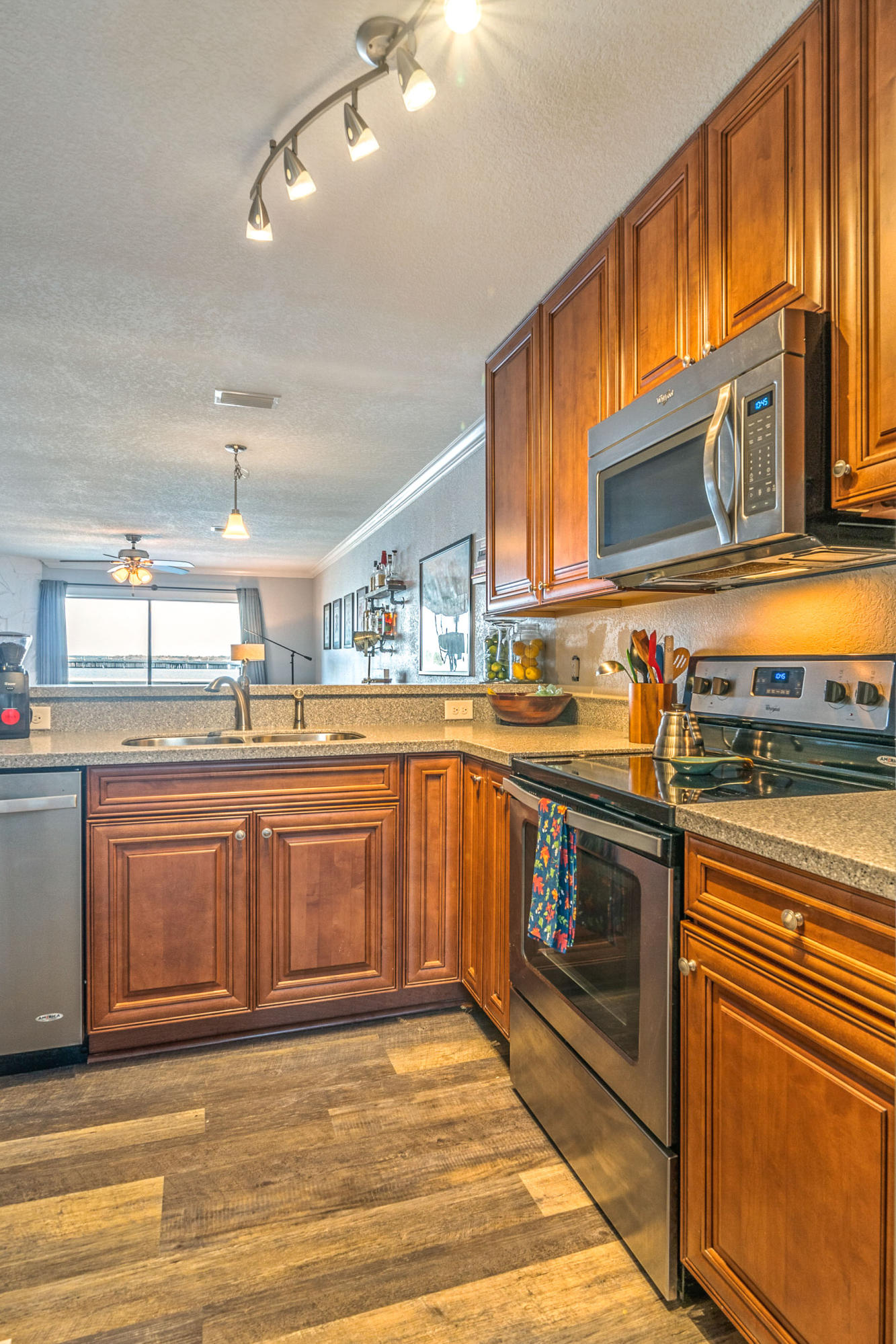 Snug Harbor Town Homes - Residential Lease