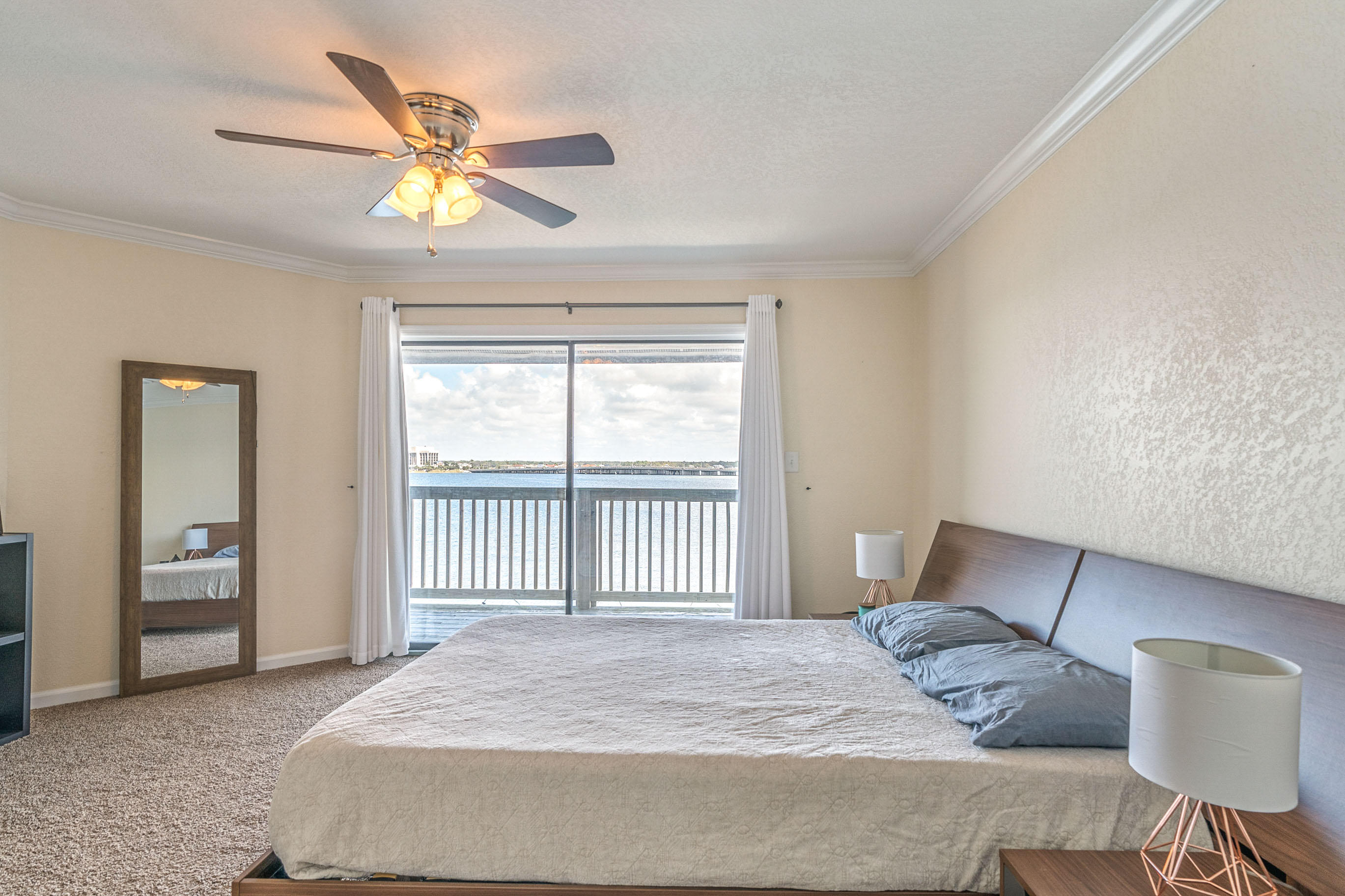 Snug Harbor Town Homes - Residential Lease