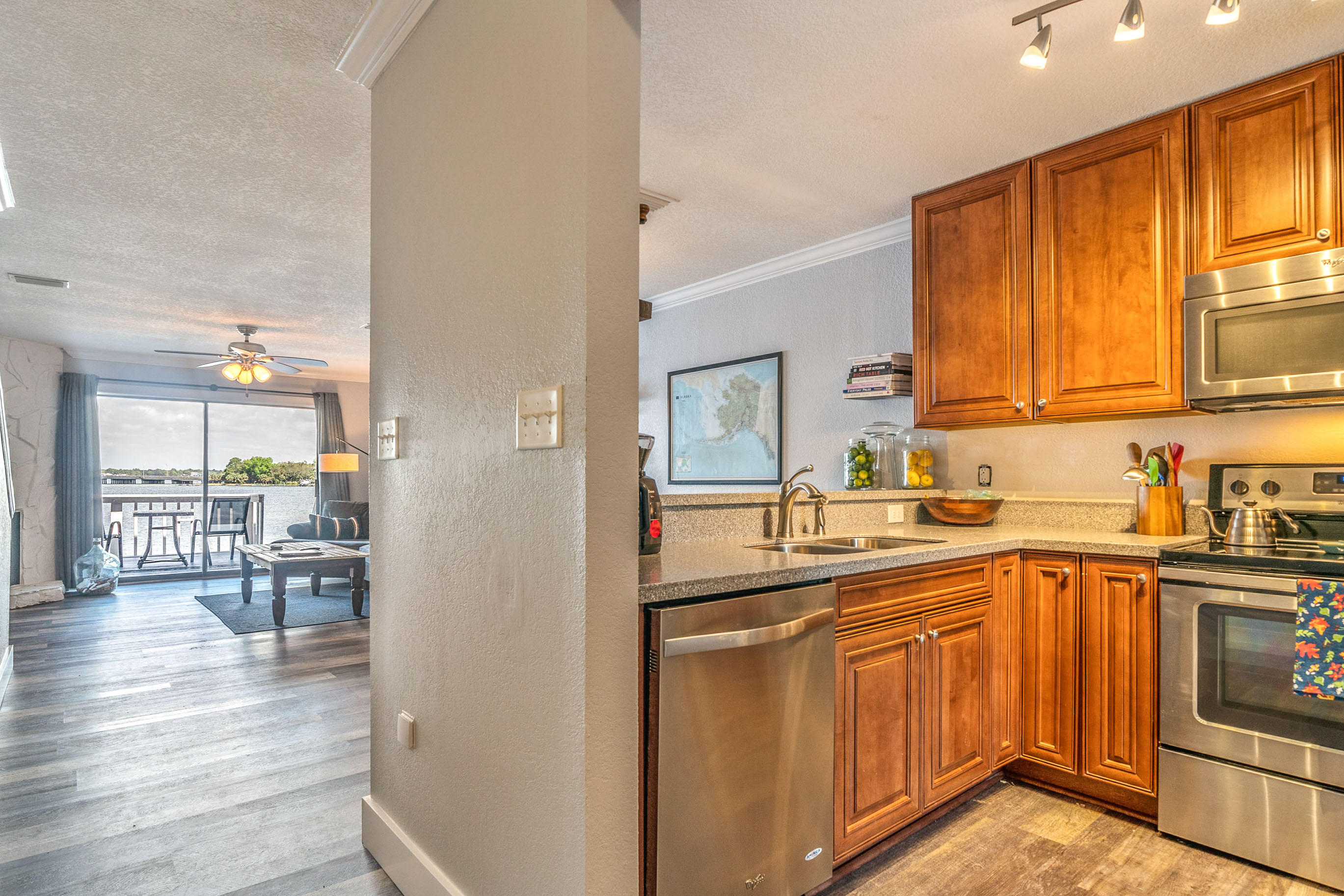 Snug Harbor Town Homes - Residential Lease