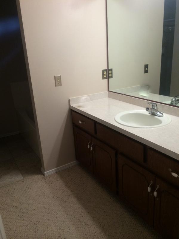 PINNACLE POINT - Residential Lease