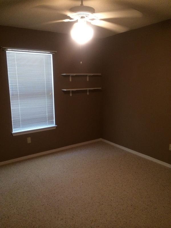 PINNACLE POINT - Residential Lease