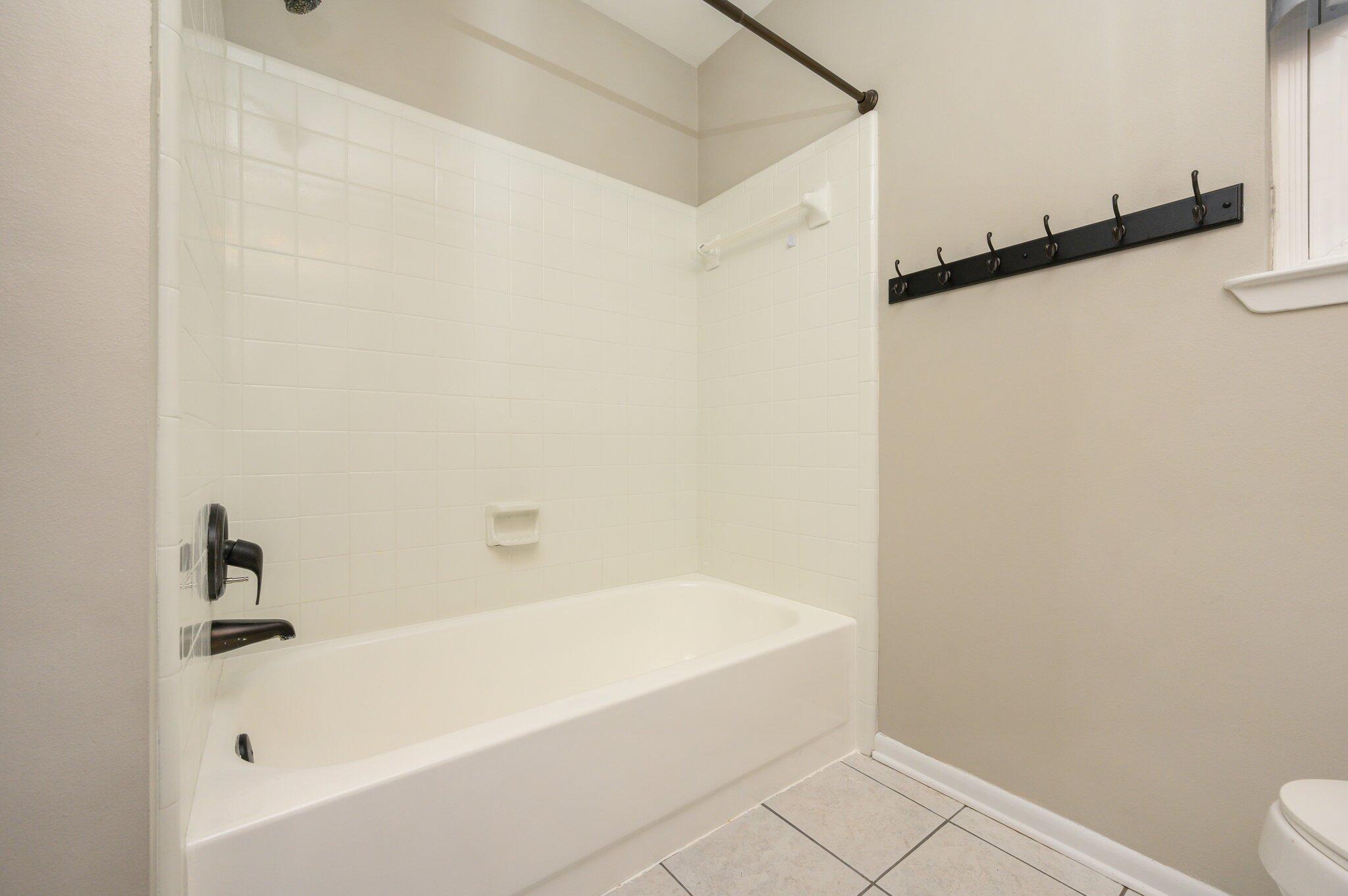 CARIBBEAN VILLAGE EAST 3 - Residential Lease