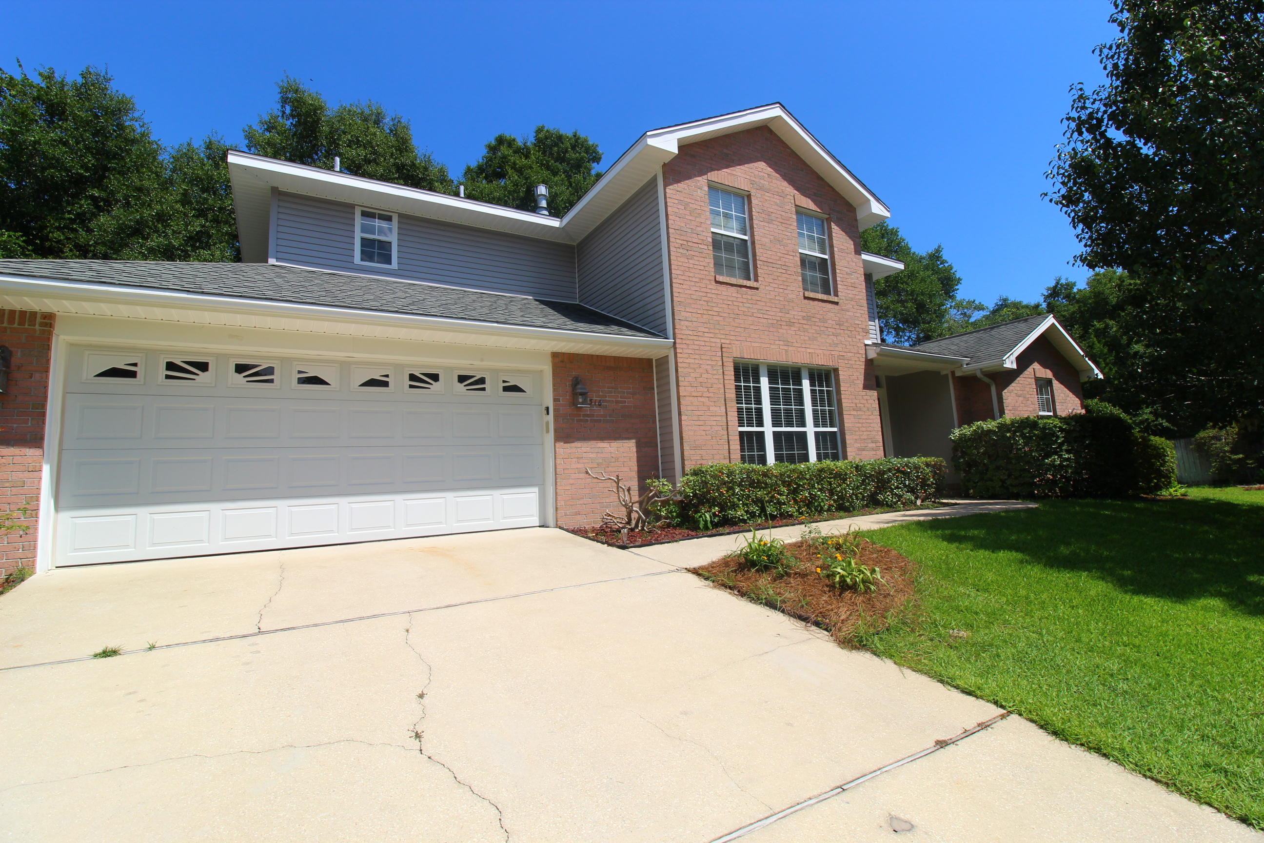 ROCKYWOOD PH 5 - Residential Lease