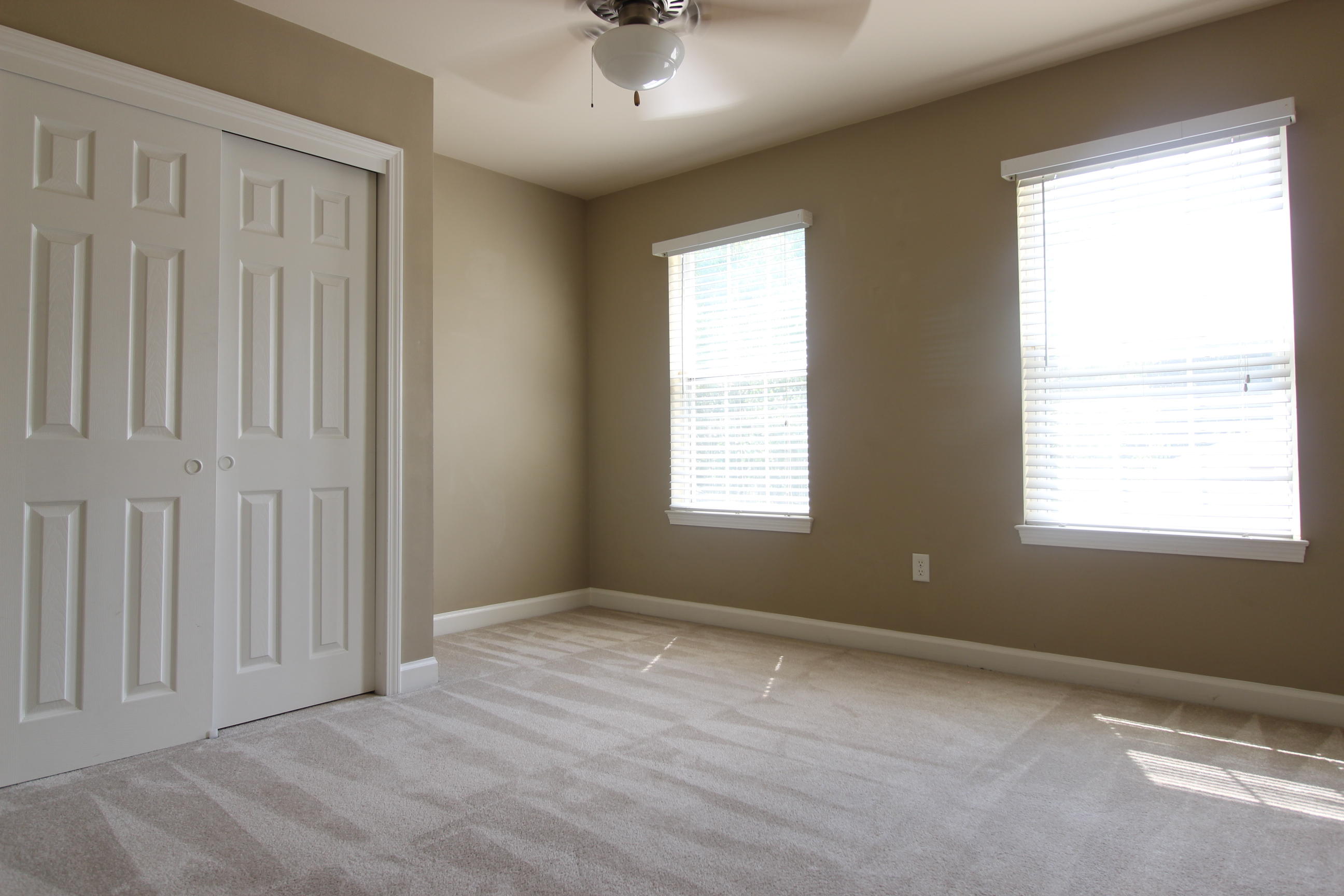 ROCKYWOOD PH 5 - Residential Lease
