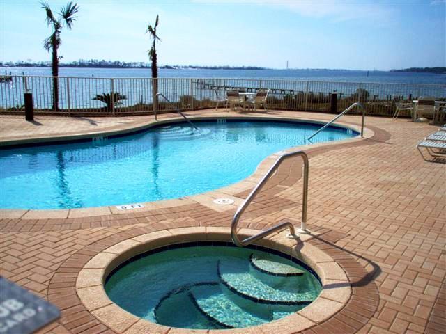INTERCOASTAL POINTE - Residential