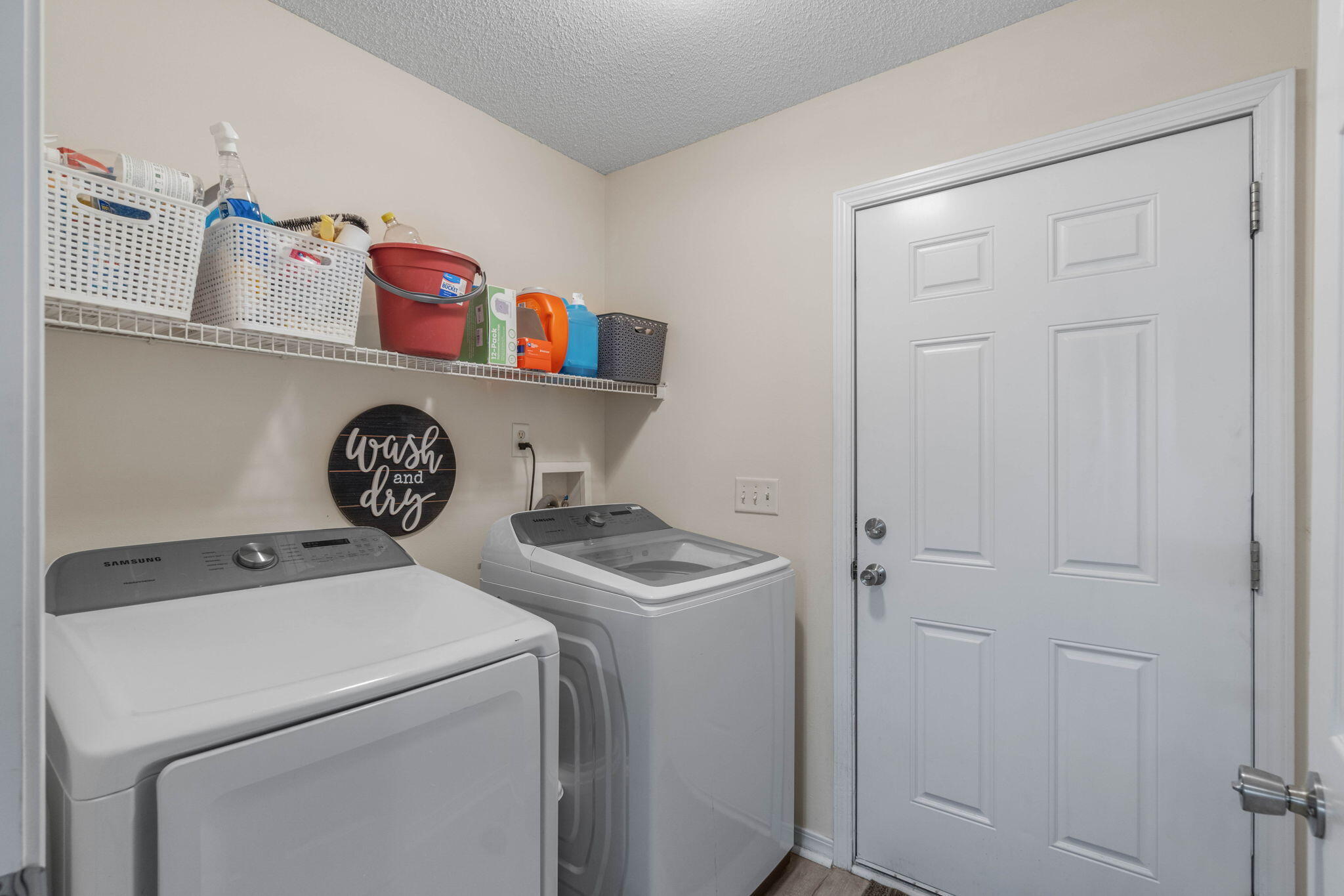 BRADYS S/D - Residential