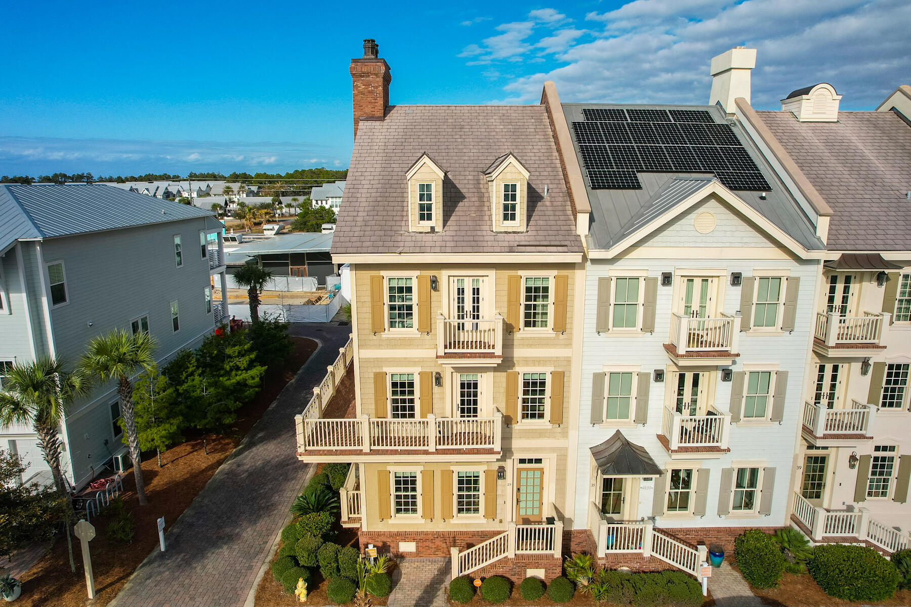 PROMINENCE/LUXURY TOWNHOMES - Residential