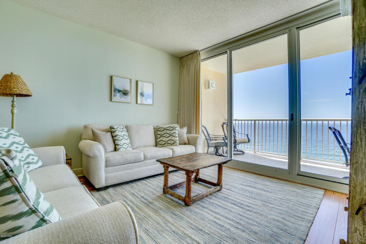 MAJESTIC BEACH TOWERS I - Residential
